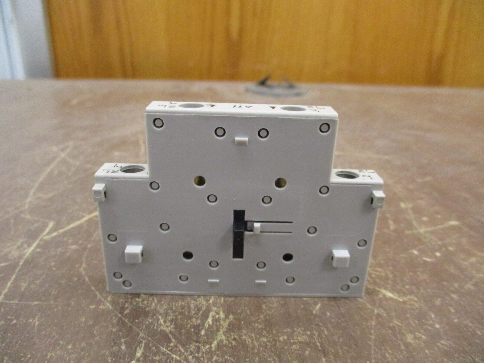 Allen-Bradley Aux. Contact 100-SA11 Ser. B 1 N.O. 1 N.C. New Surplus