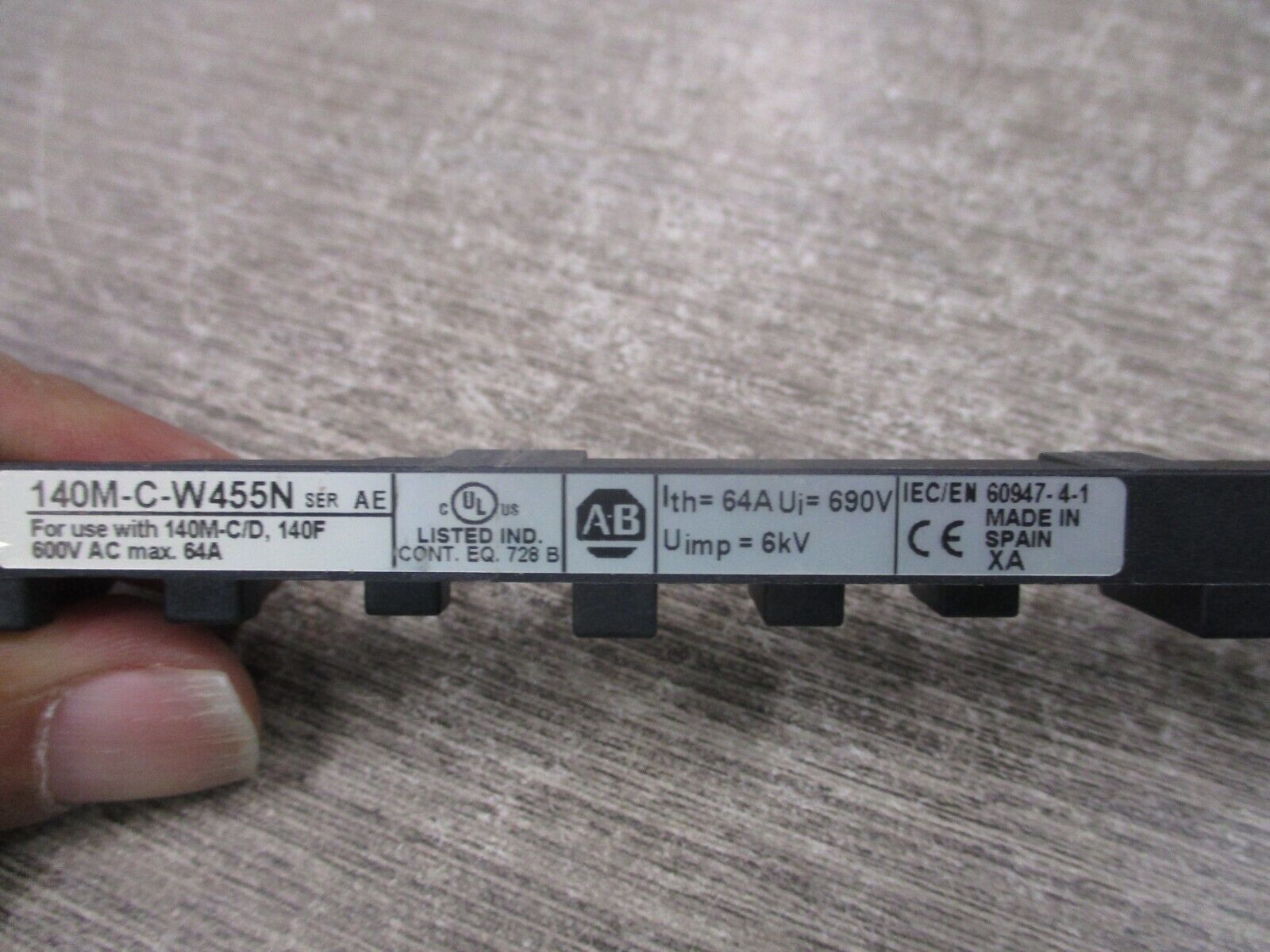 Allen-Bradley Compact Busbar 140M-C-W455N Ser. A 64A 600V Used