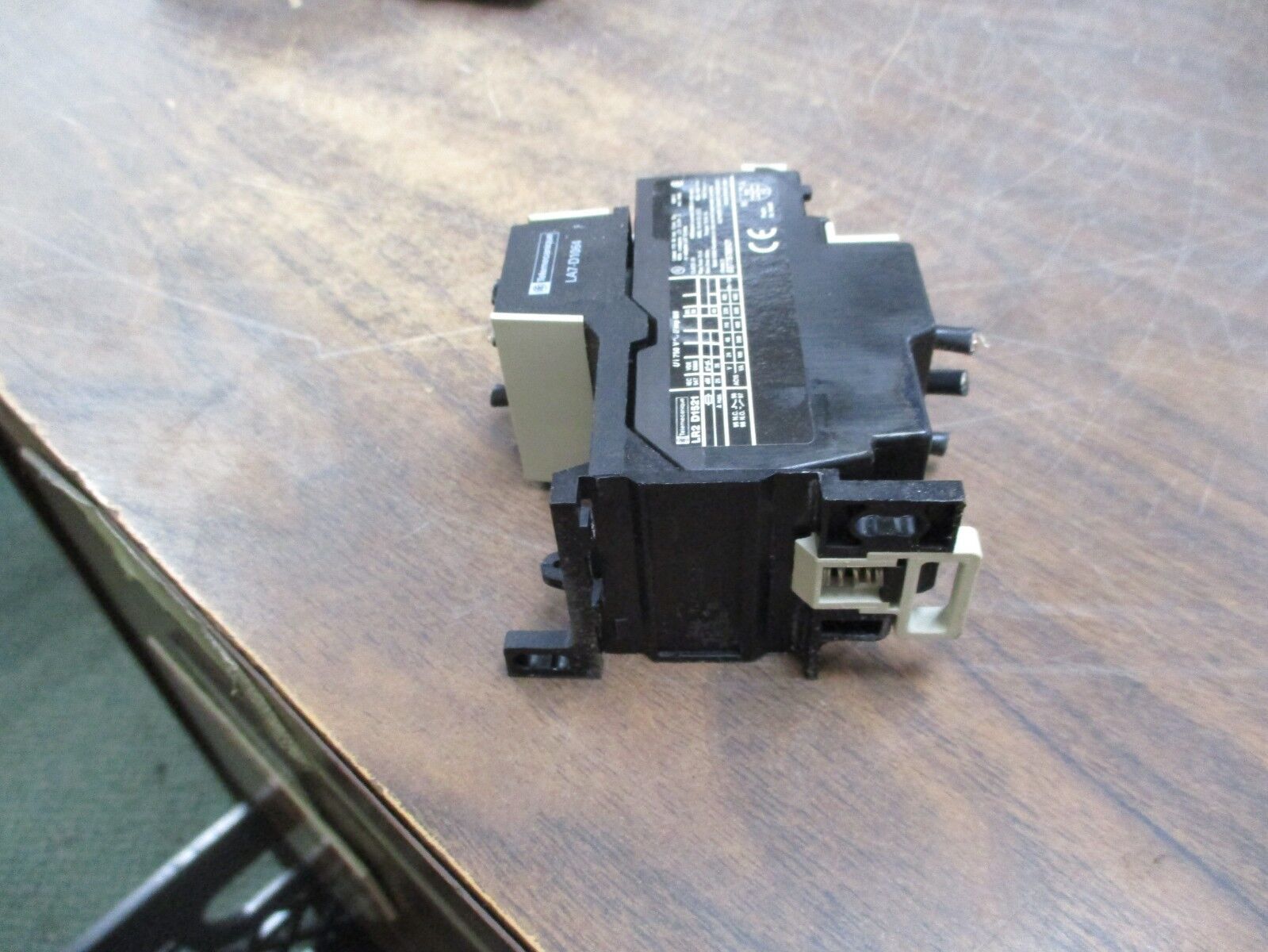 Telemecanique Solid State Overload LR2 D1521 Trip: 12-18A 600V Used