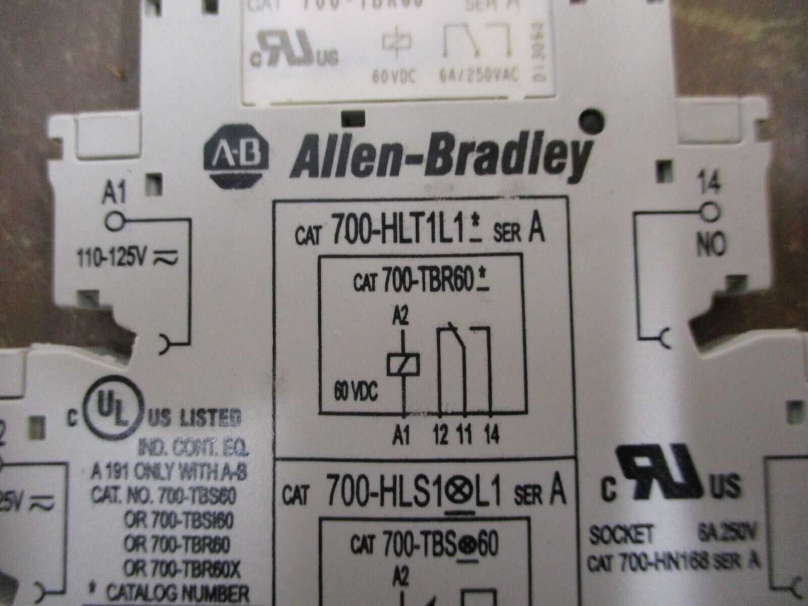 Allen-Bradley GP Terminal Block Relay 700-HLT1L1* Ser. A 60 VDC Coil Used