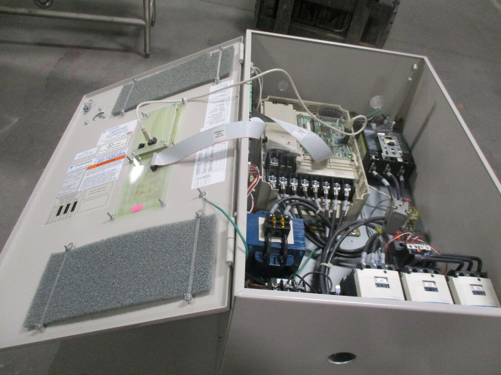 Yaskawa E7 AC Drive w/ Bypass E7BVB040TX 30HP 3Ph Used