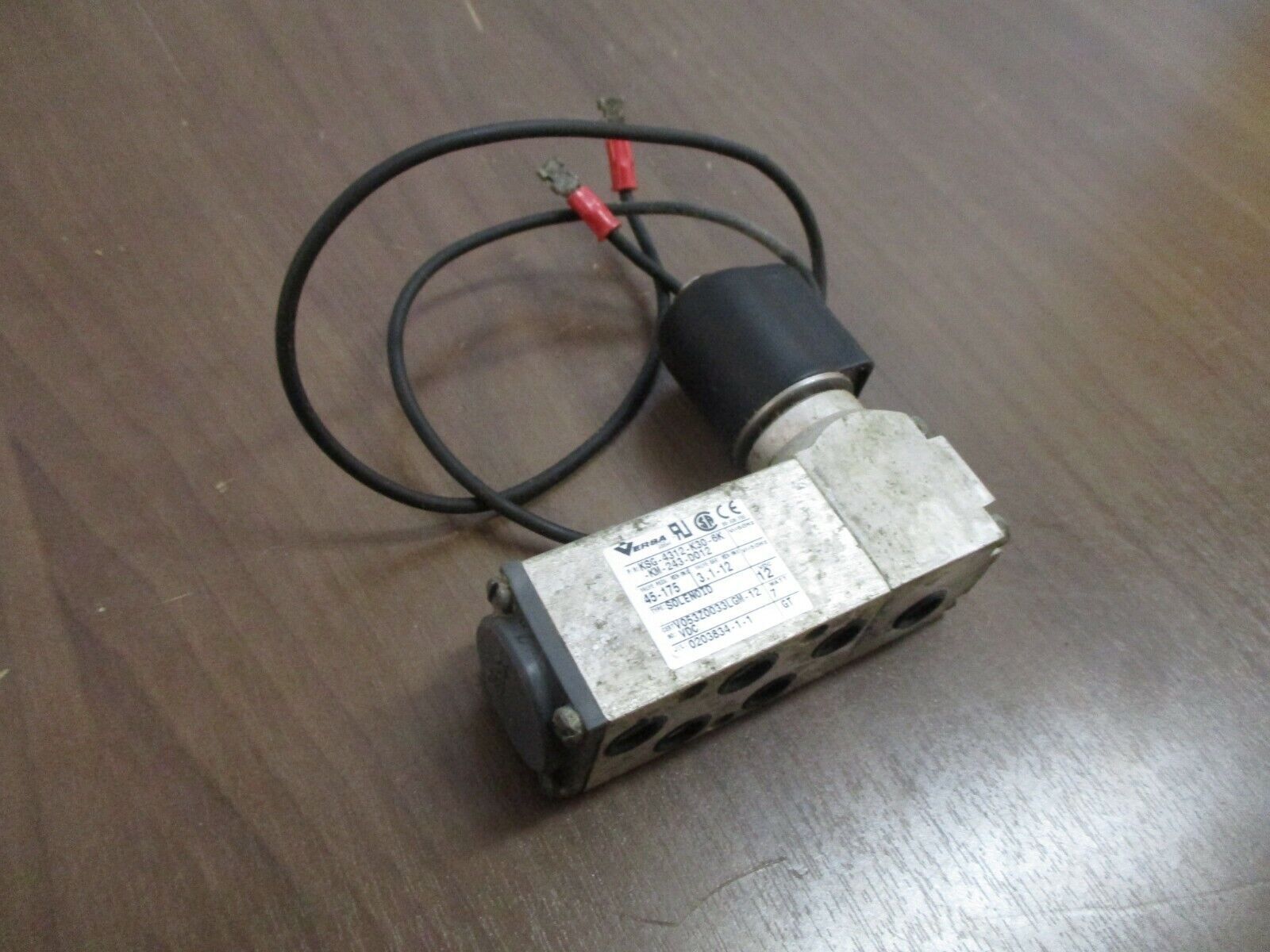 Versa Solenoid Valve KSG-4312-K30-6K-KM-243-D012 45-175PSIG 12VDC 7W Used