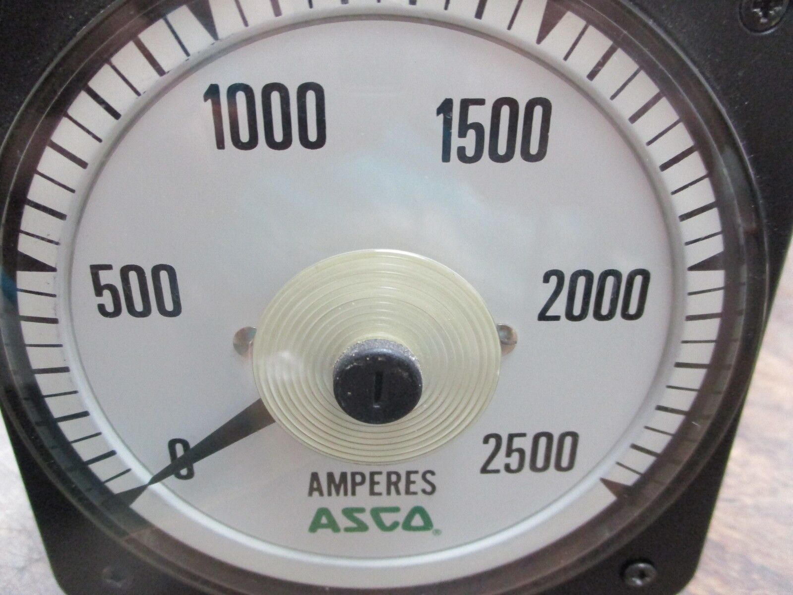 ASCO AC Ampmeter BLS-77 Range: 0-2500A Used