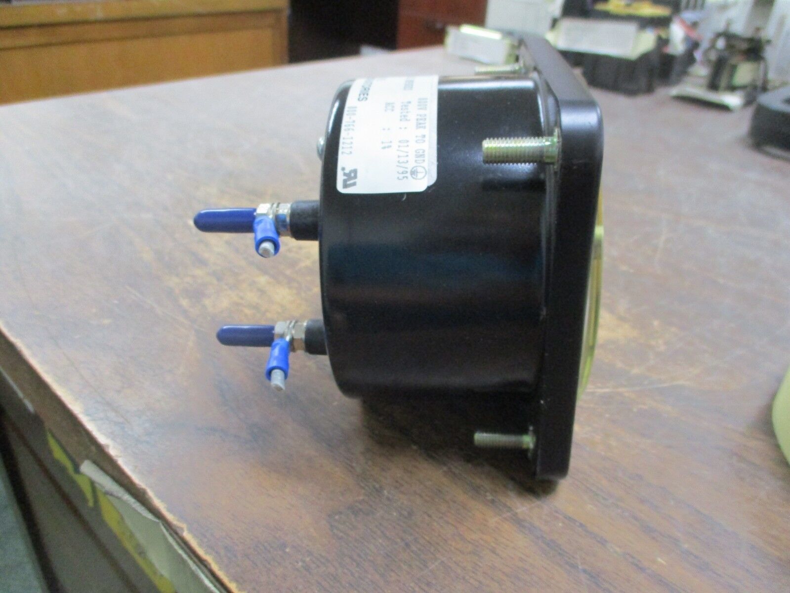 ASCO AC Ampmeter BLS-77 Range: 0-2500A Used