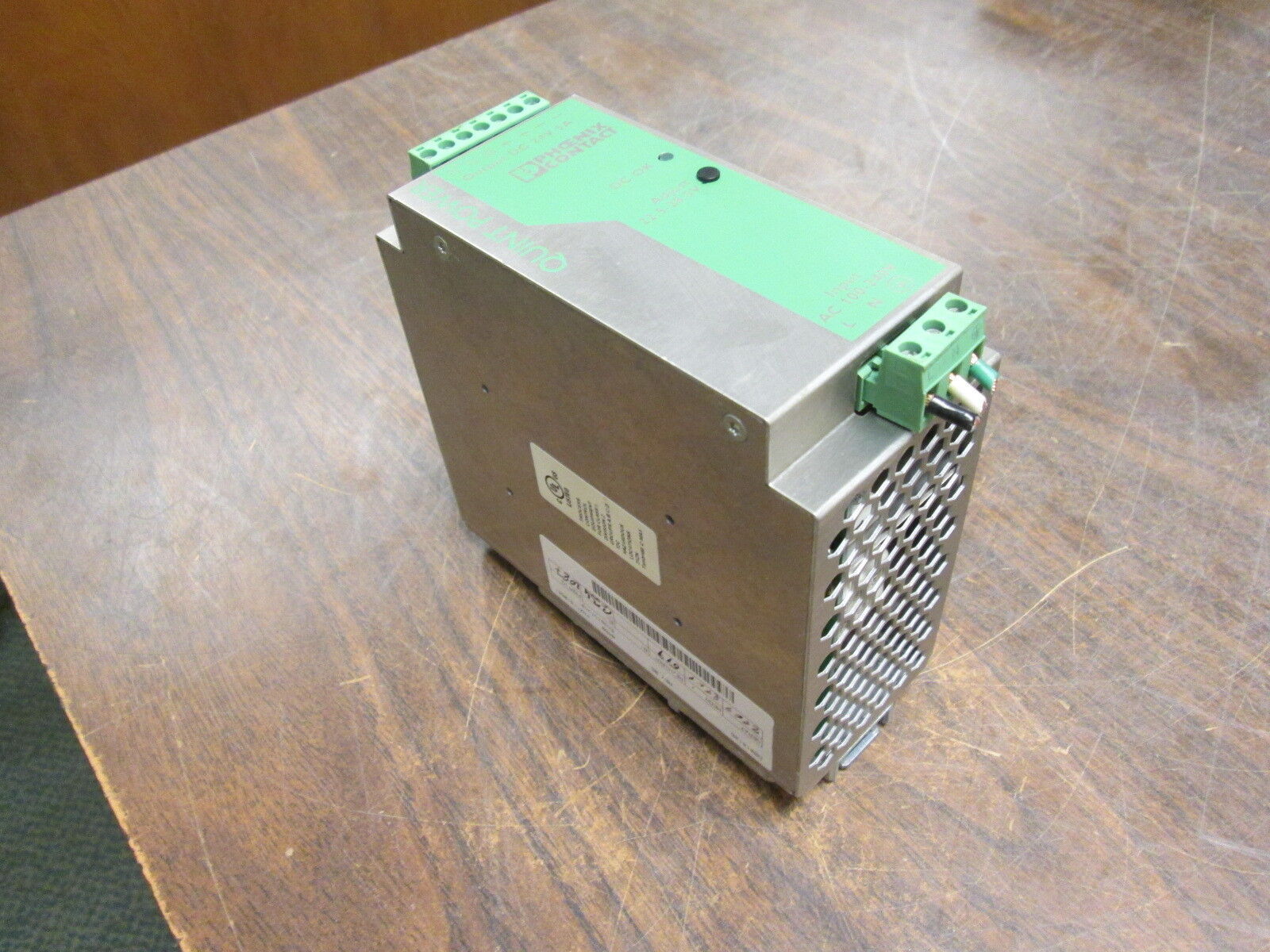 Phoenix Contact Power Supply QUINT-PS-100-240AC/24DC/5 Rev. 05 Used