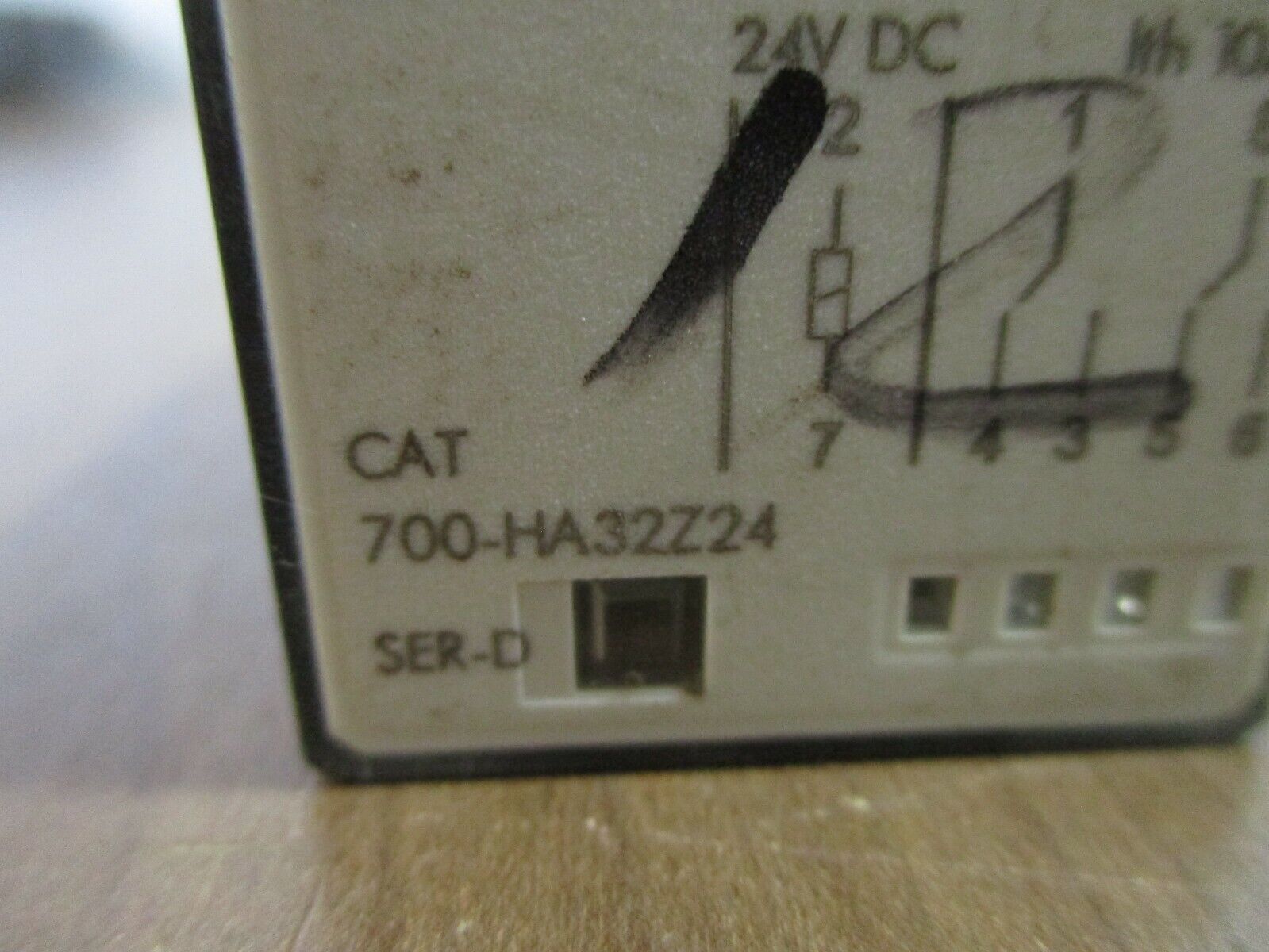 Allen-Bradley Relay 700-HA32Z24 Ser. D 24VDC *Lot of 3* Used