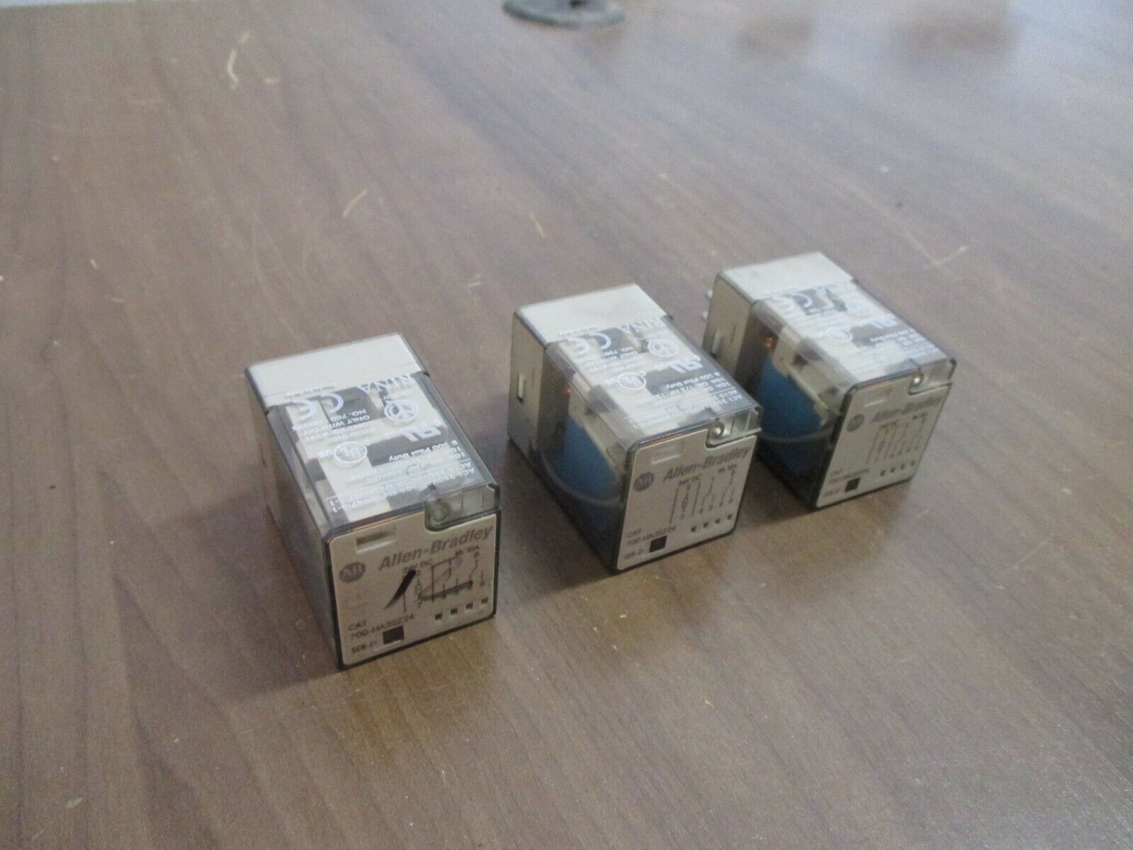 Allen-Bradley Relay 700-HA32Z24 Ser. D 24VDC *Lot of 3* Used