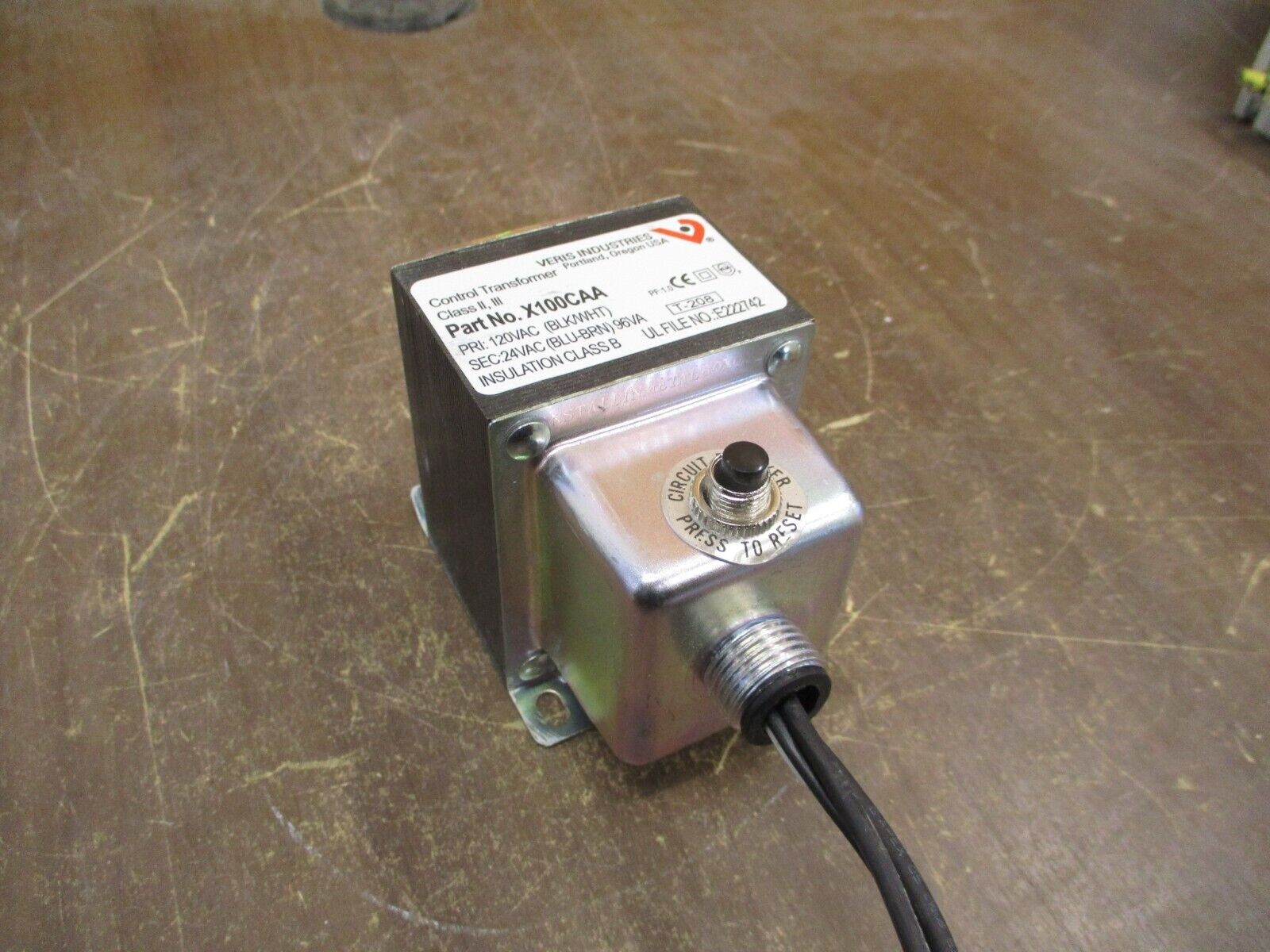 Veris Control Transformer X100CAA Pri: 120VAC Sec: 24VAC 96VA Used