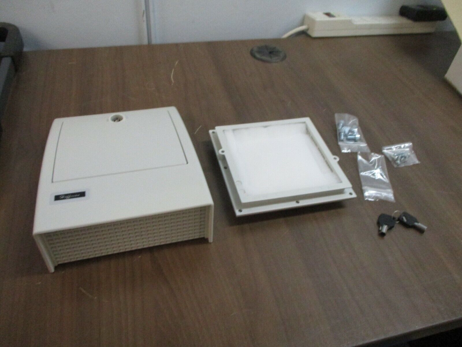 Hoffman Outdoor Exhaust Filter AOEFG118 11.8 CFM New Surplus