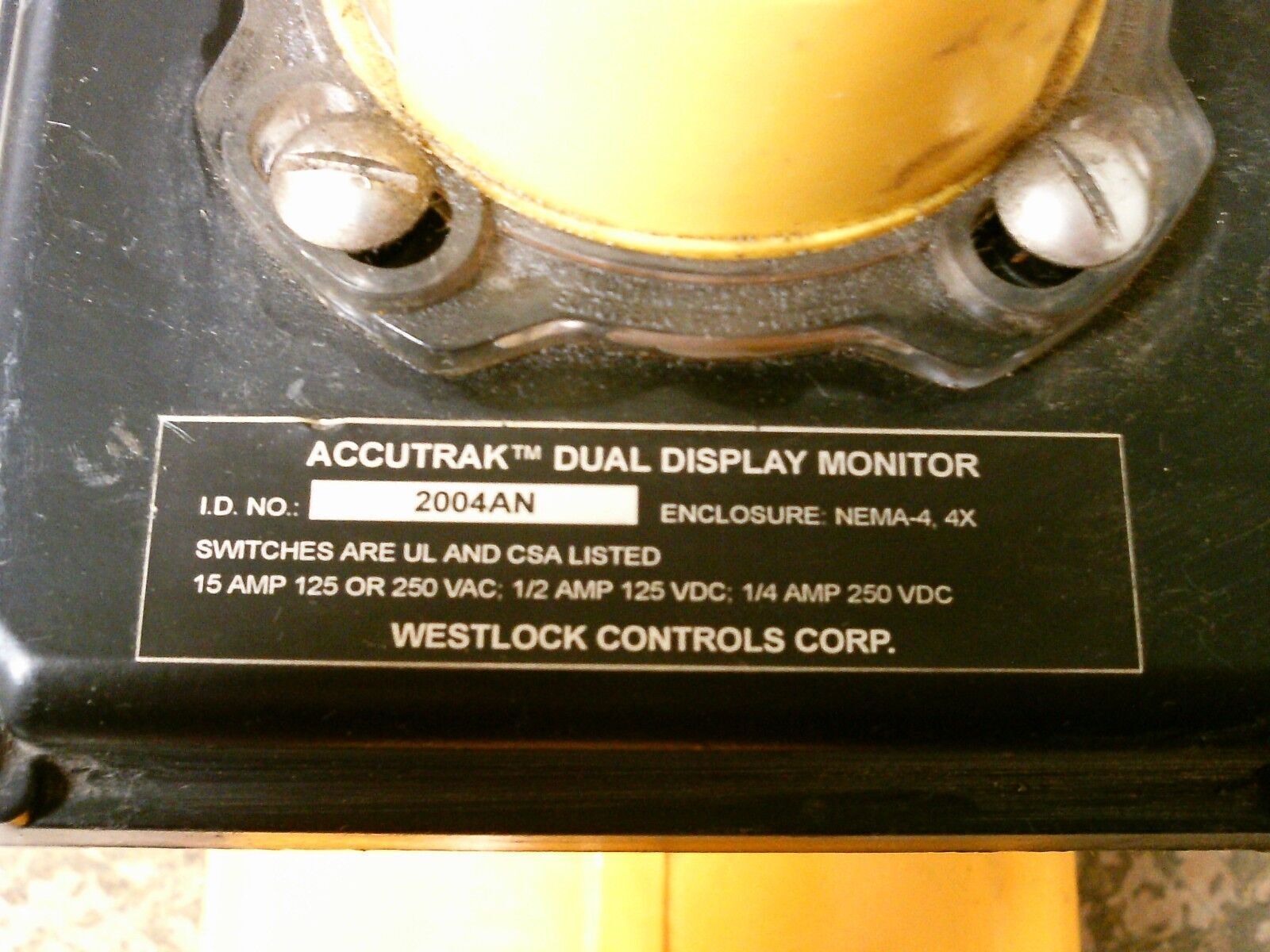 Hytork 680 Actuator w/ Accutrak Dual Display Monitor EIA-0680-S80-A 116PSI Max