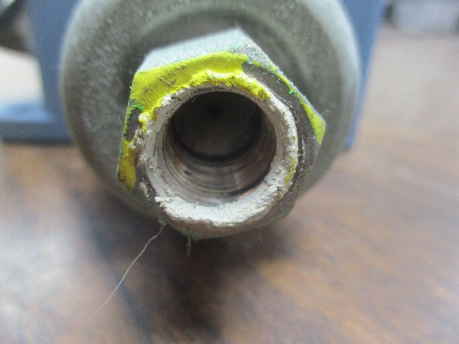 United Electric Pressure Switch J6-142 Range: 0 - 18PSI Used