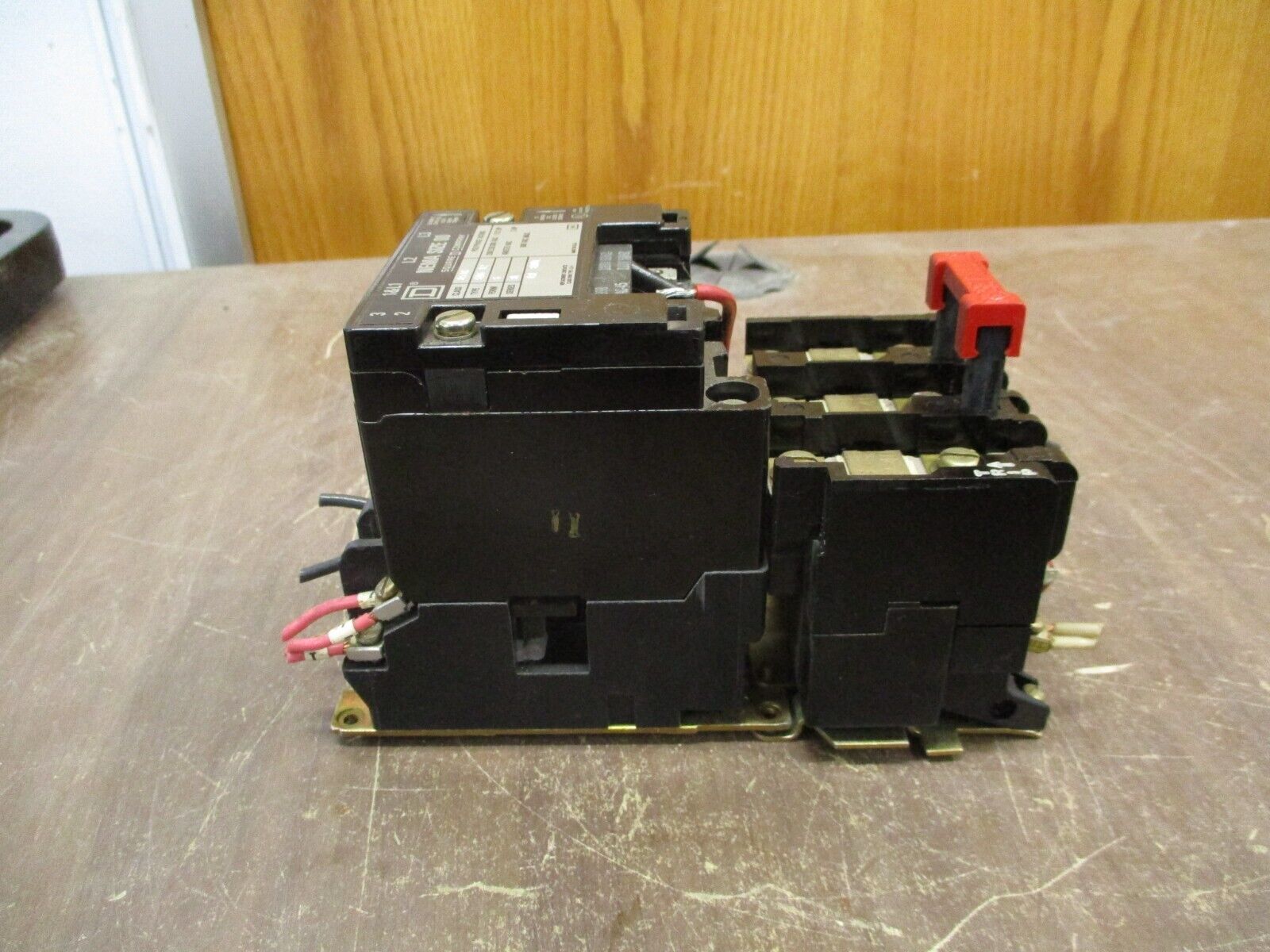 Square D Starter 8536SAG12 Size 00 120V Coil Thermal Overload Used