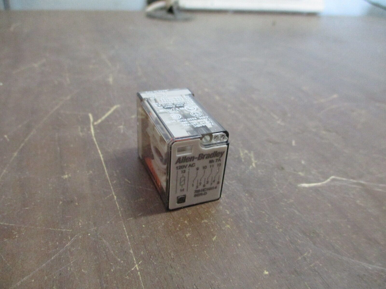Allen-Bradley Relay 700-HC14A1 Ser. D New Surplus