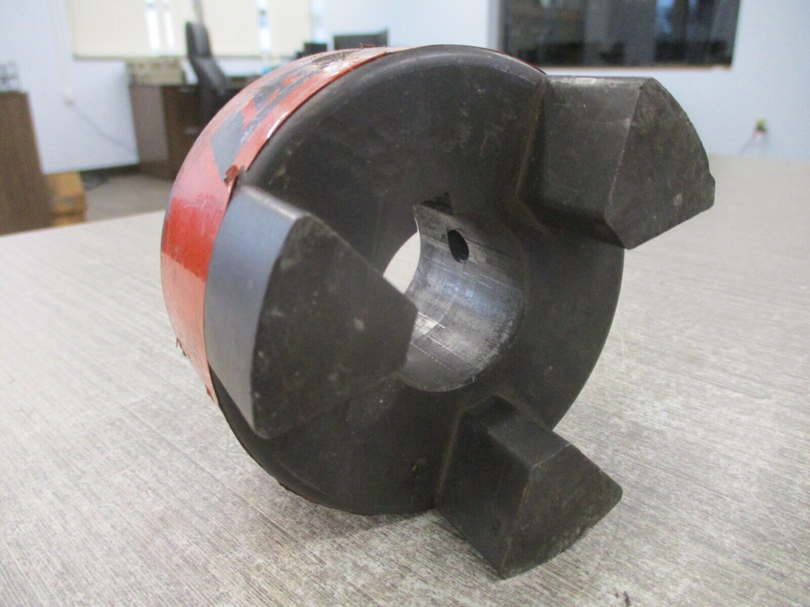Lovejoy Jaw Coupling Hub L-150 875 Bore: 1 1/2" Used