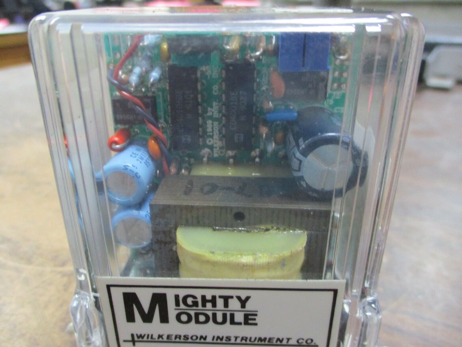 Wilkerson Mighty Module Relay MM4300 Input: 0/4.154VDC Output: 4/20mA Used