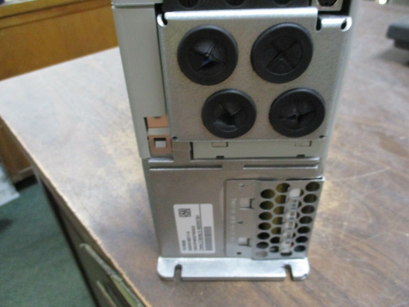 Allen-Bradley PowerFlex 700 AC Drive 20BD3P4A0AYNANC0 2HP 3Ph w/ Keypad Used