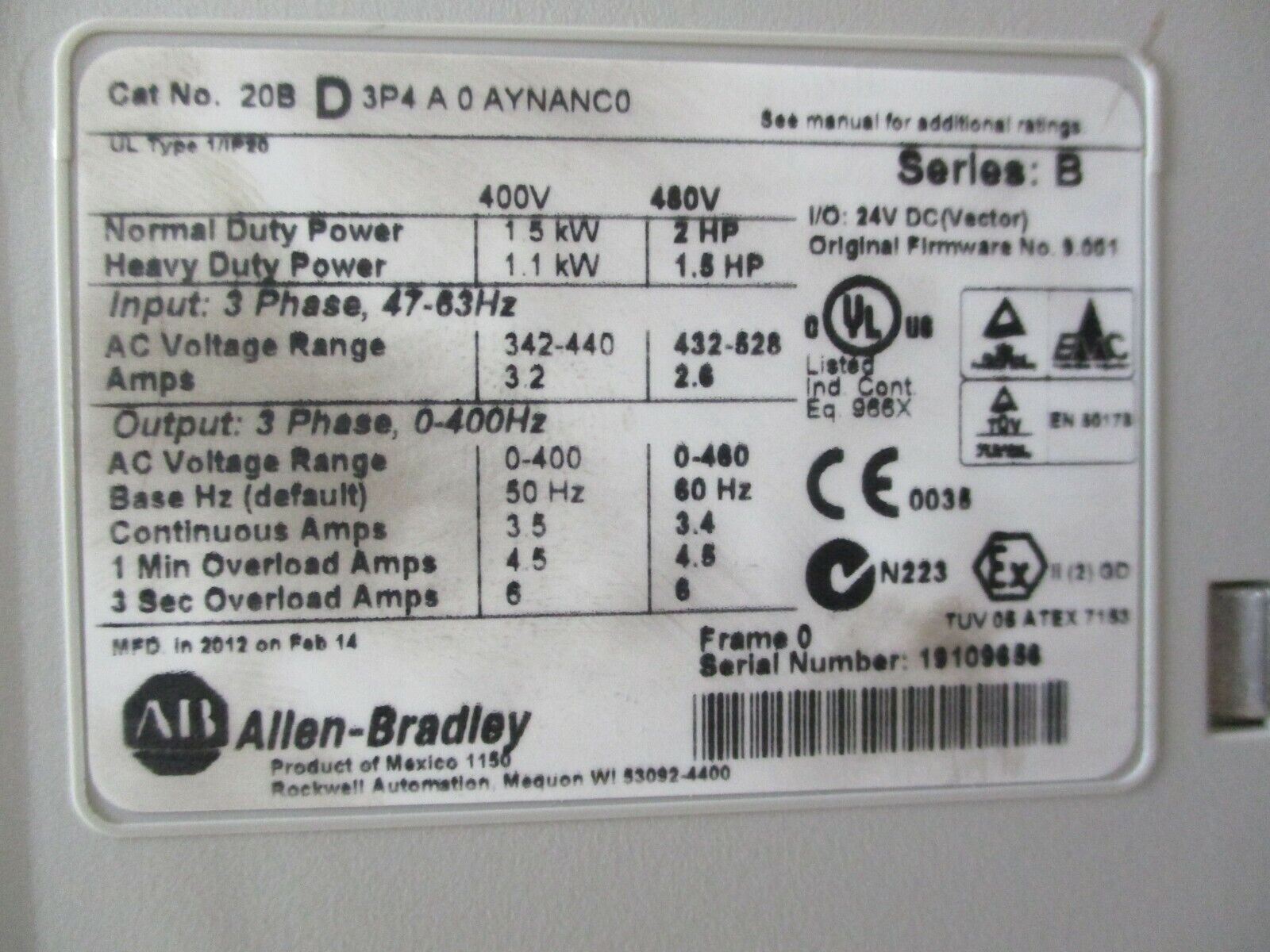 Allen-Bradley PowerFlex 700 AC Drive 20BD3P4A0AYNANC0 2HP 3Ph w/ Keypad Used