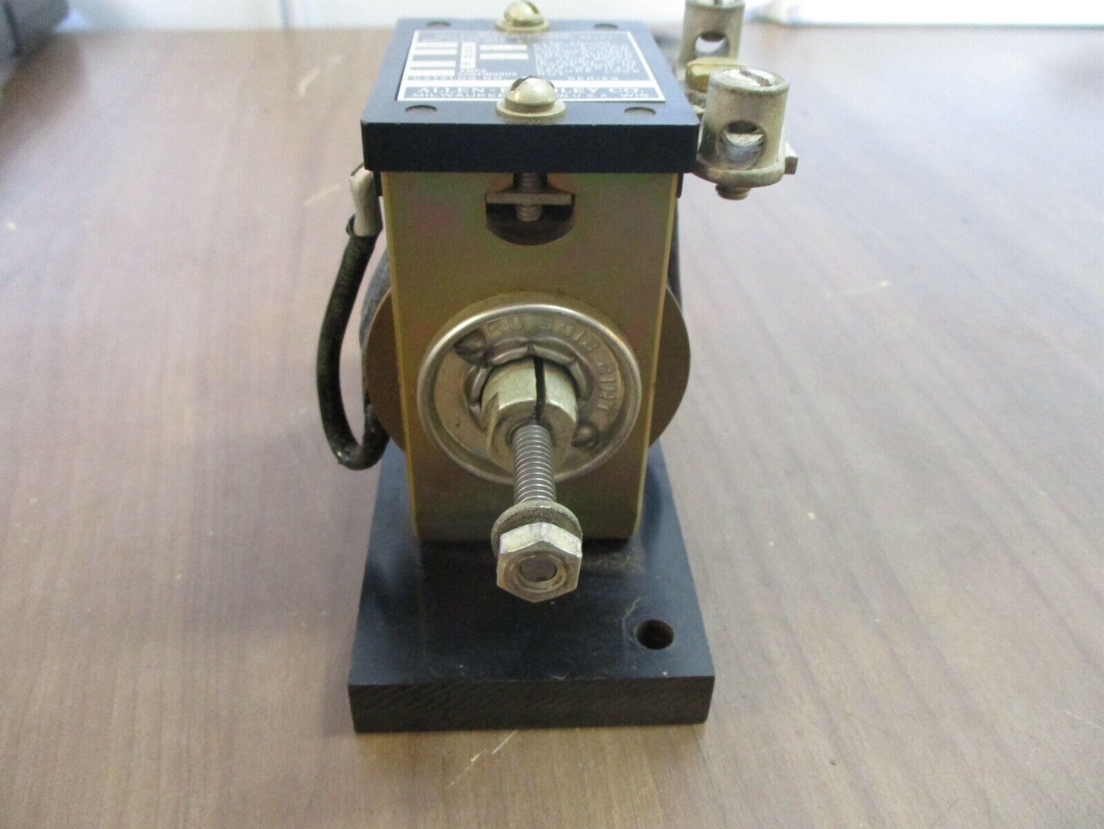 Allen-Bradley Instantaneous Current Relay 809A2 Ser. A 3A Continuous 600V Used