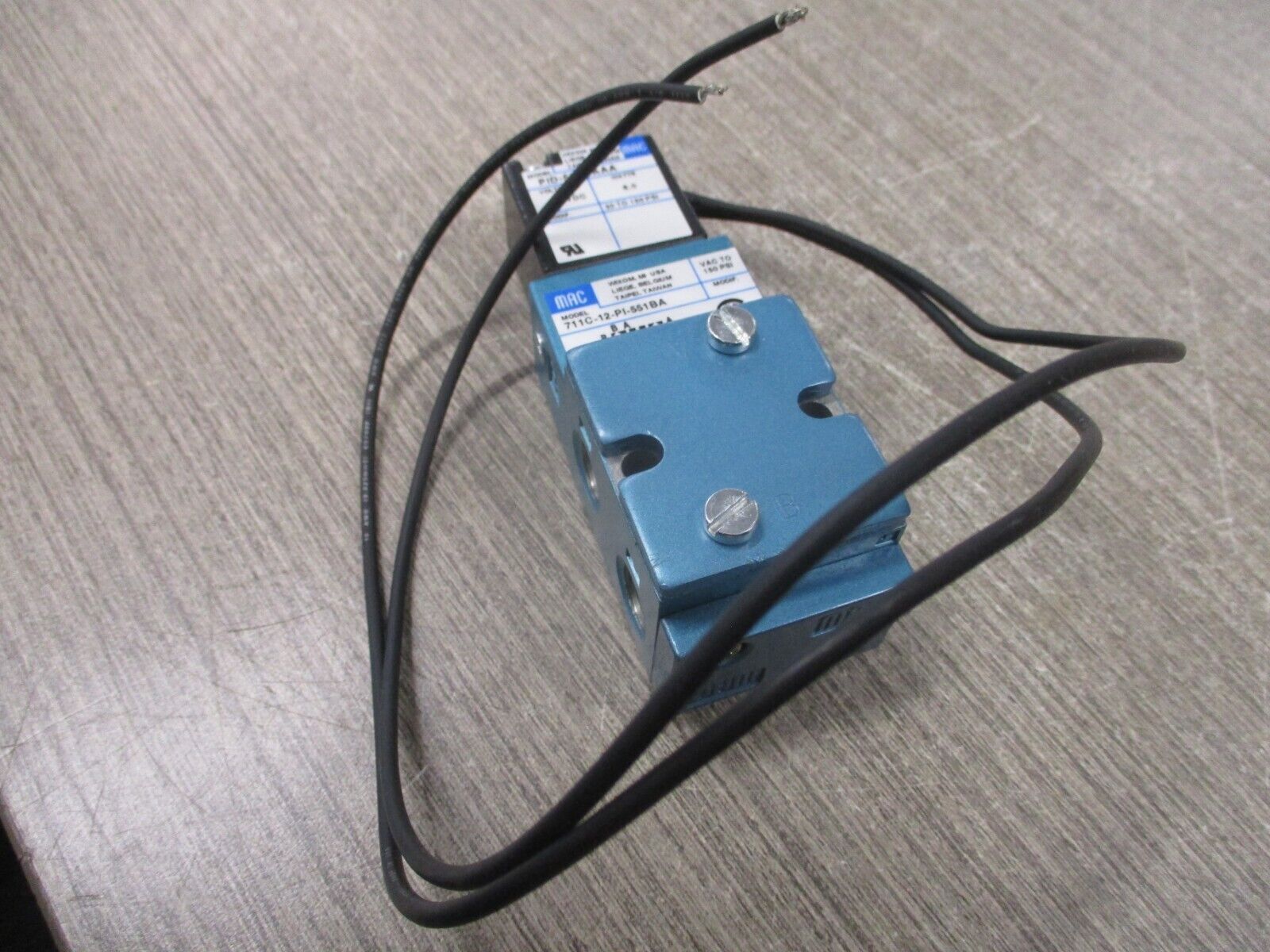 MAC Solenoid Valve 711C-12-PI-551BA New Surplus