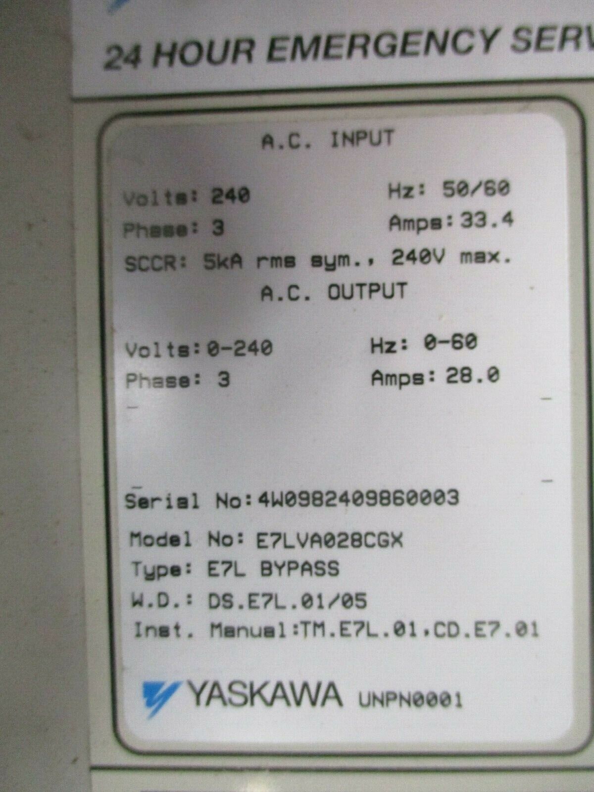 Yaskawa E7 AC Drive w/ Bypass E7LVA028CGX 15HP 3Ph 240V Used