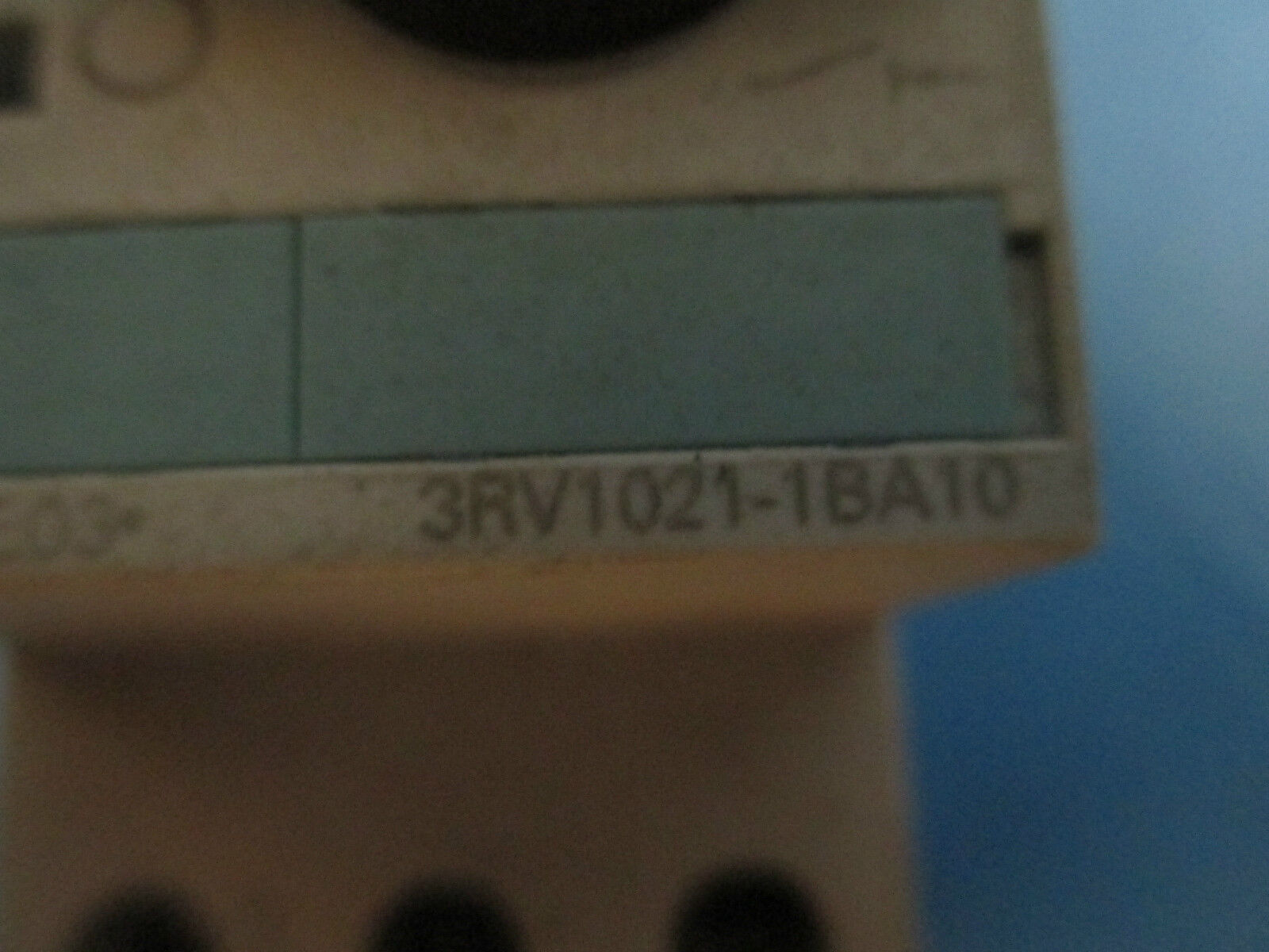 Siemens Sirius 3R Overlod 3RV1021-1BA10, 1.4-2A .5HP With 3RV1901-1D