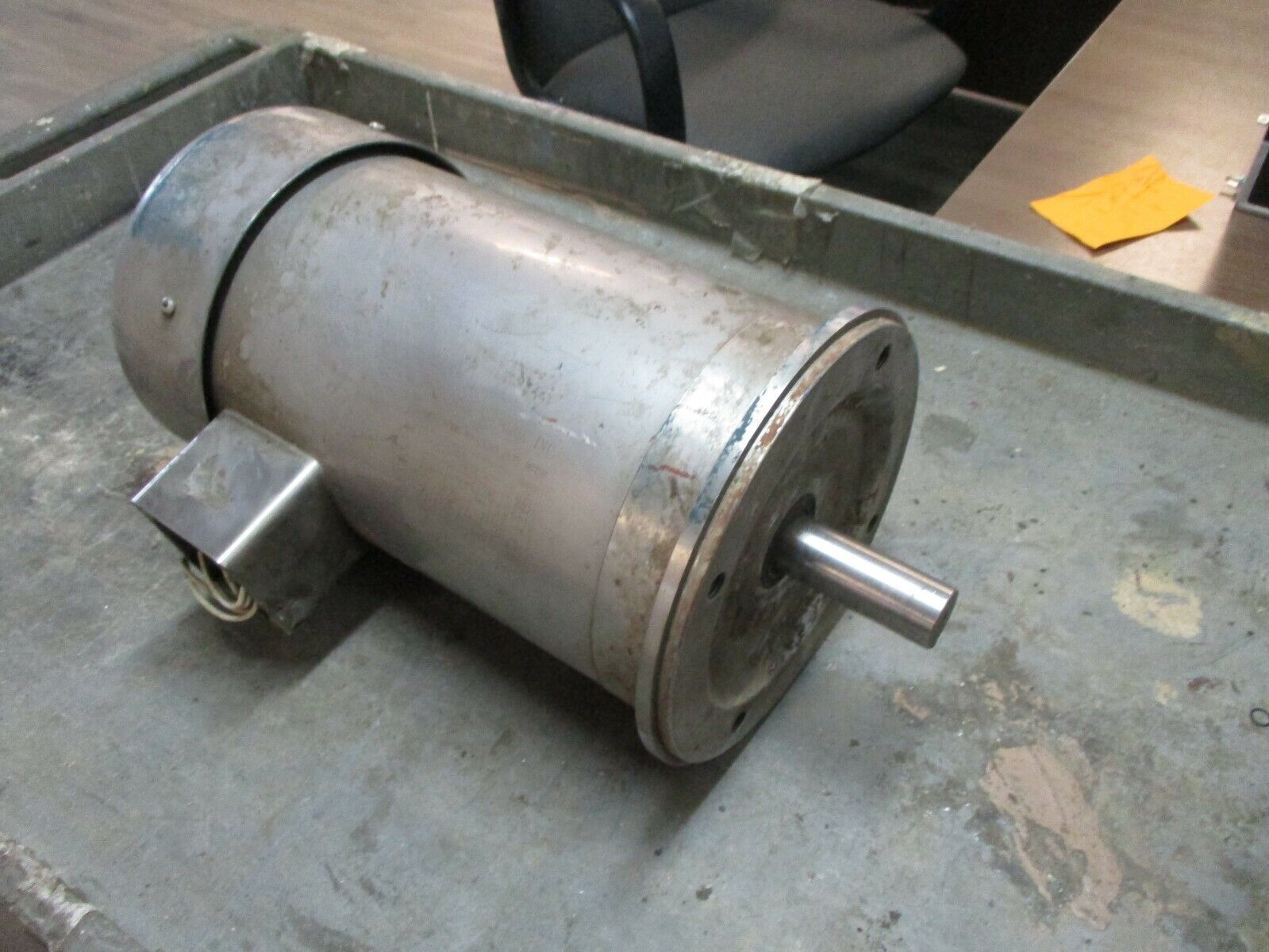 Stainless Motors, Inc. Stainless Steel AC Motor FG2DN4BBW 5HP 1800RPM 3Ph Used