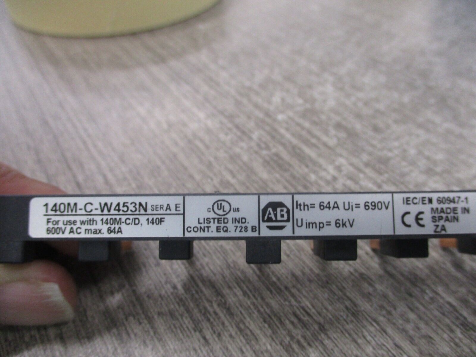 Allen-Bradley Compact Busbar 140M-C-W453N Ser. A 64A 600V Used
