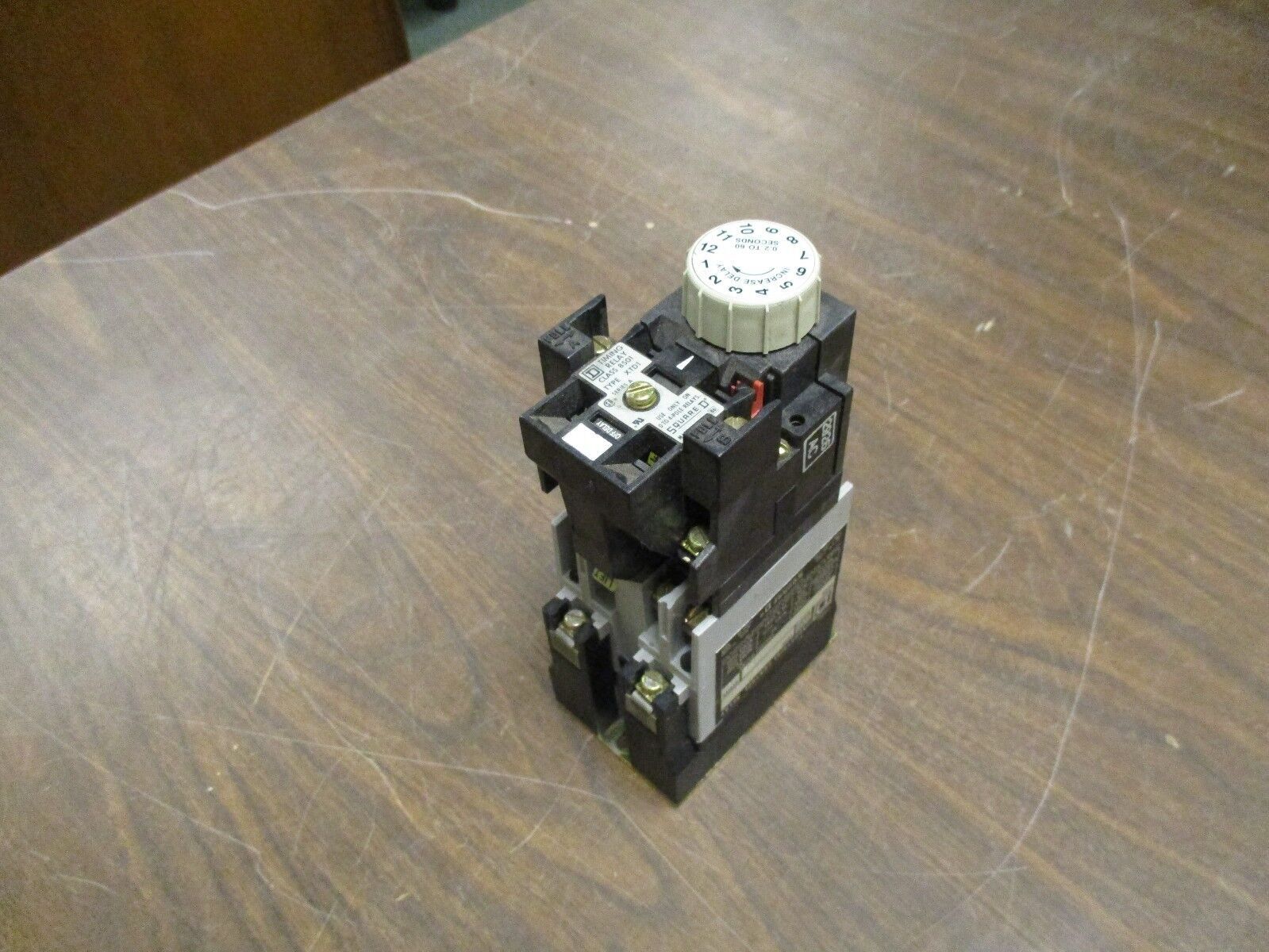 Square D Control Relay w/ Timing Relay XO 40 MB 20A Range: 0.2-60sec Used