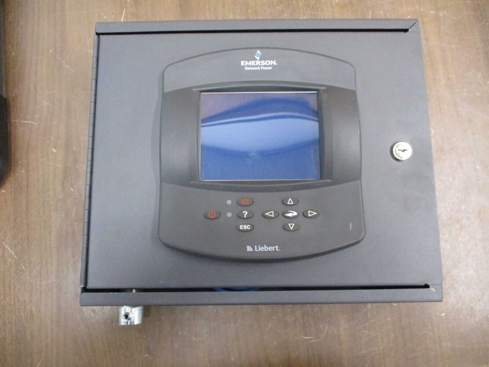 Emerson Liebert Network Switch VNSA8-ICOM Rev. 6 8-Port w/ icom *Locked* Used