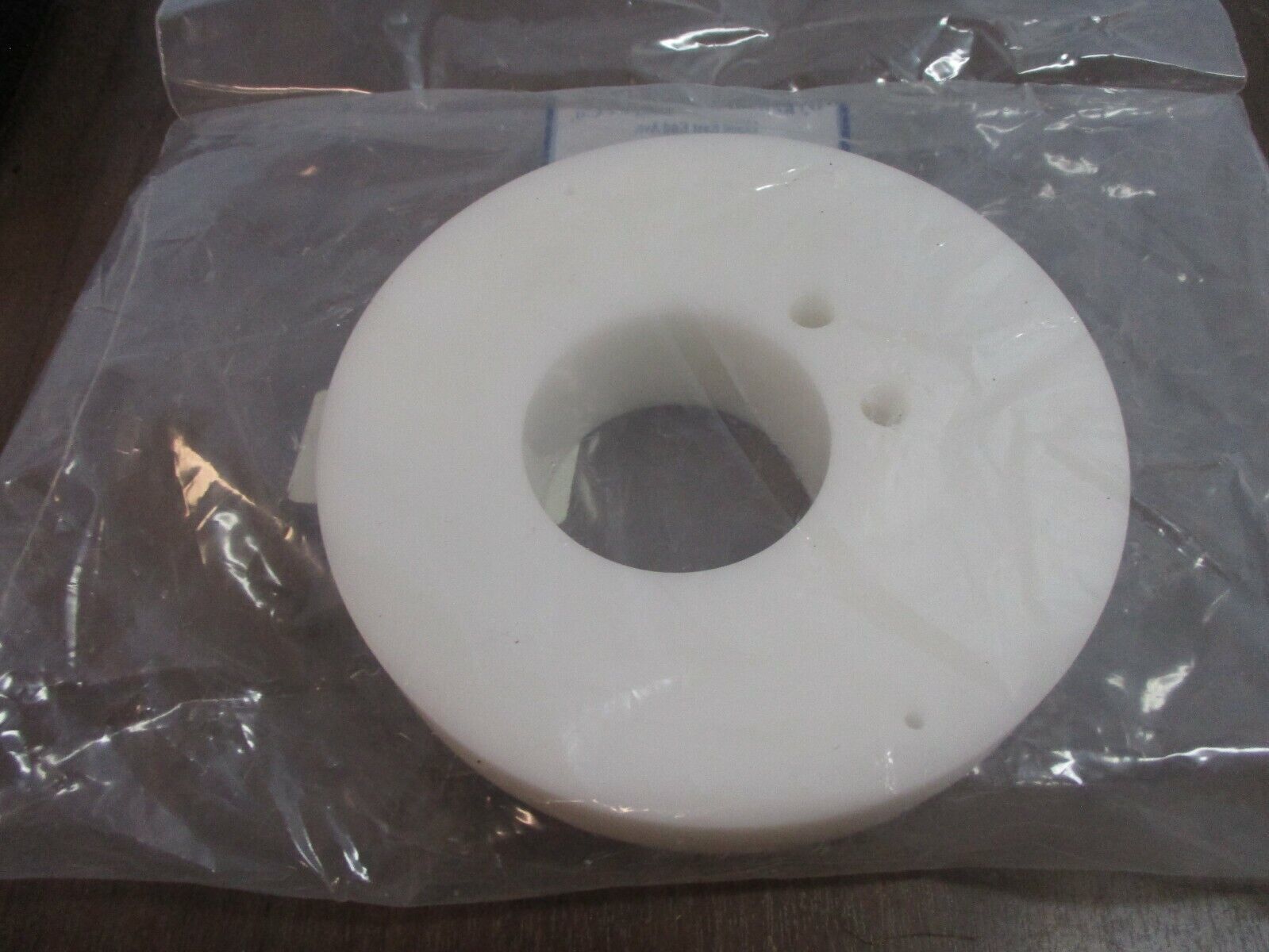 Beeco Delrin Plug GM-003 New Surplus