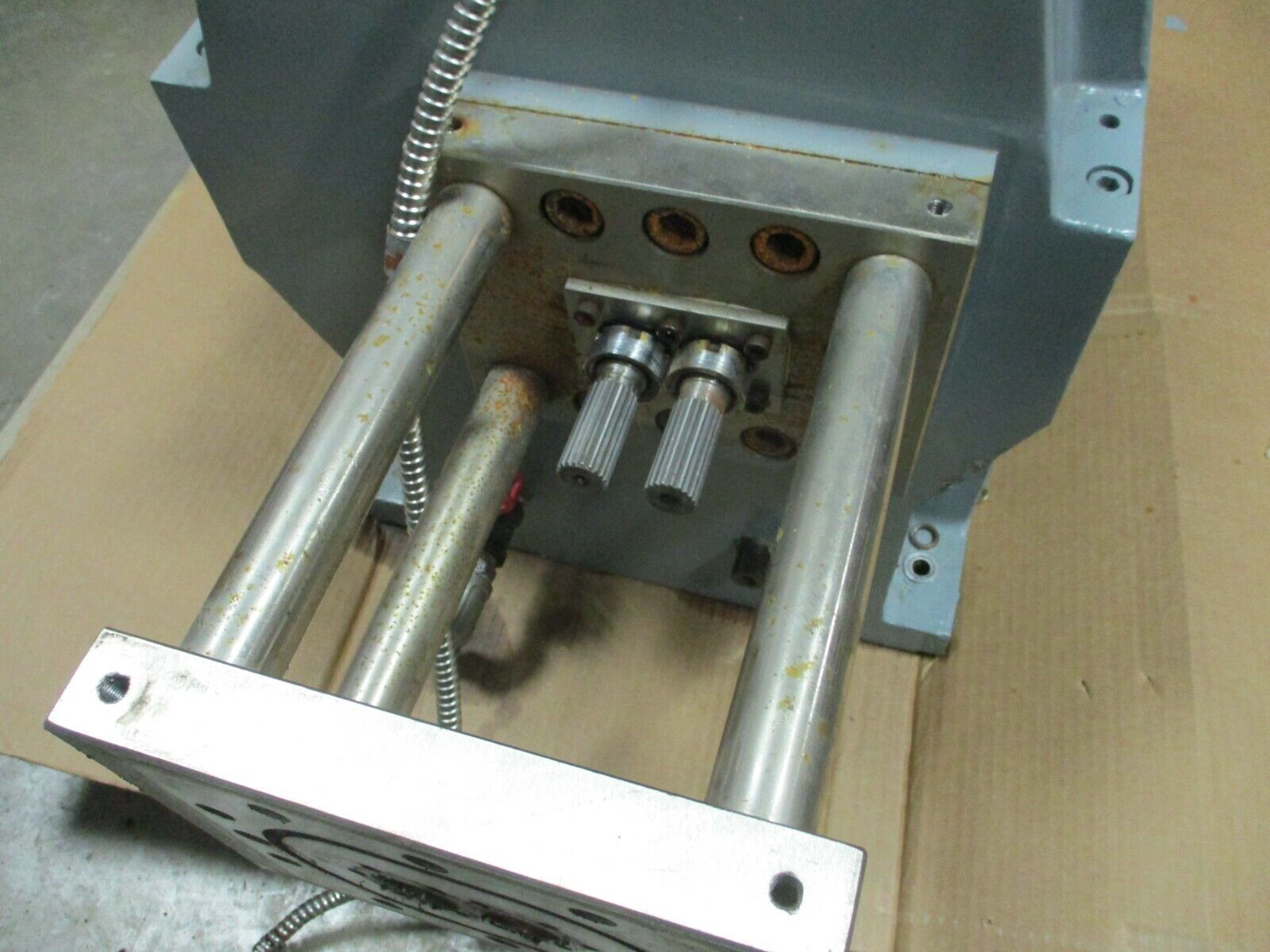 Nanjing Ruiya CPM Co-Rotating Twin Screw Extruder TSE-40/300-15-12 15kW Used