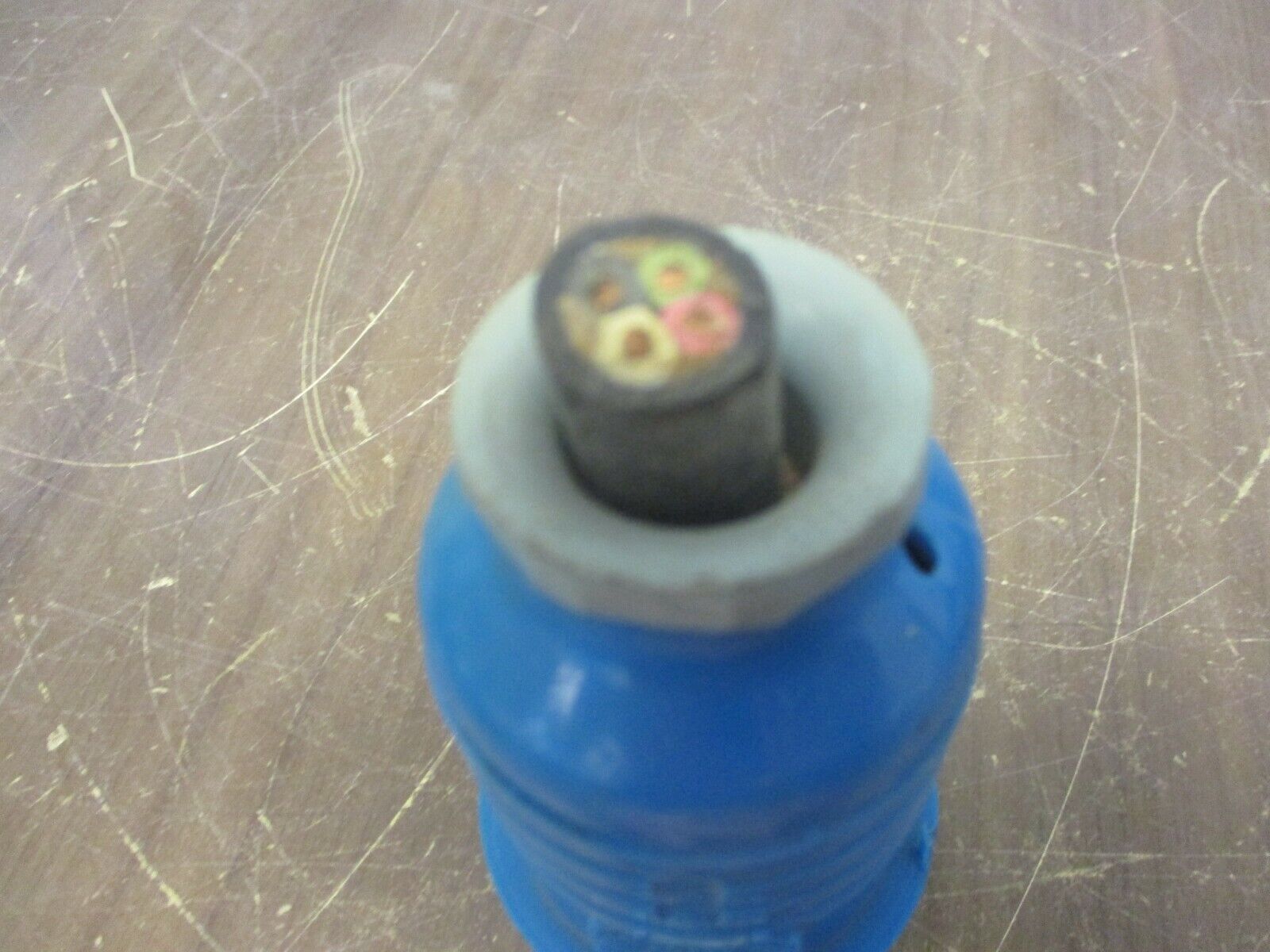 Hubbell Connector 420C9 20A 250V 3Ph Used