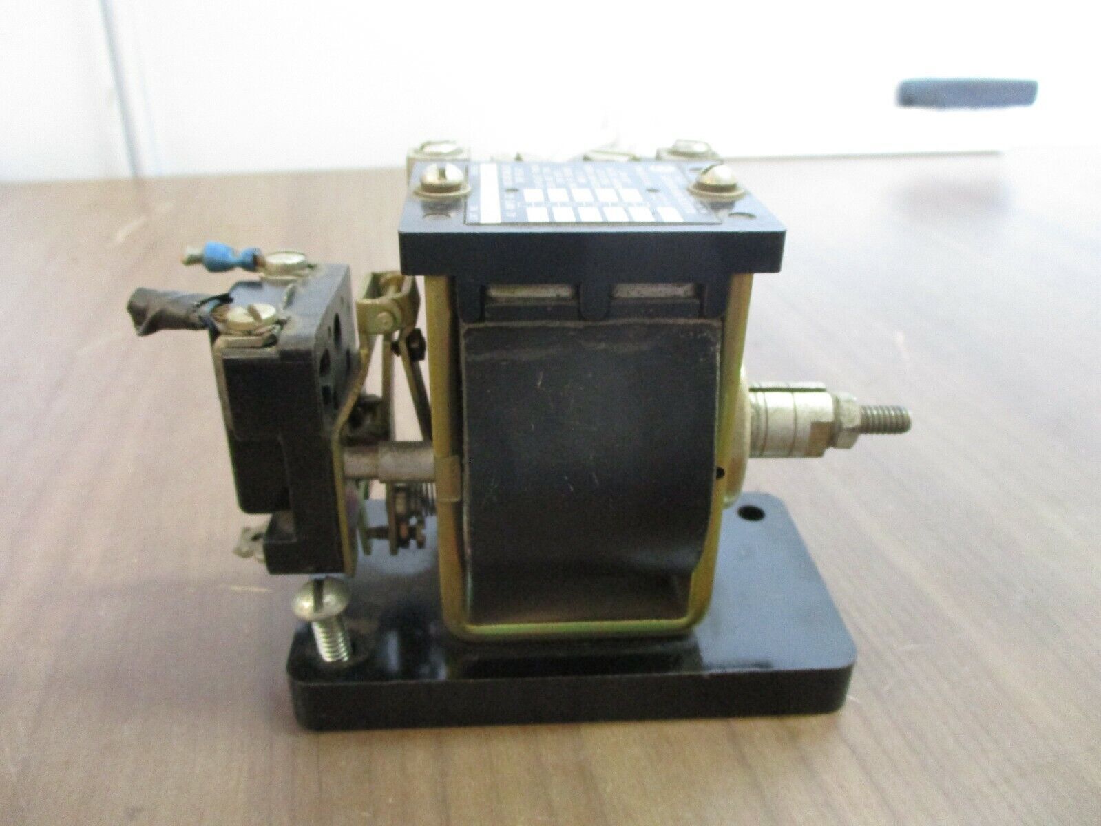 Allen-Bradley Instantaneous Trip Relay 809-A09E Ser. A 28A Continuous 600V Used