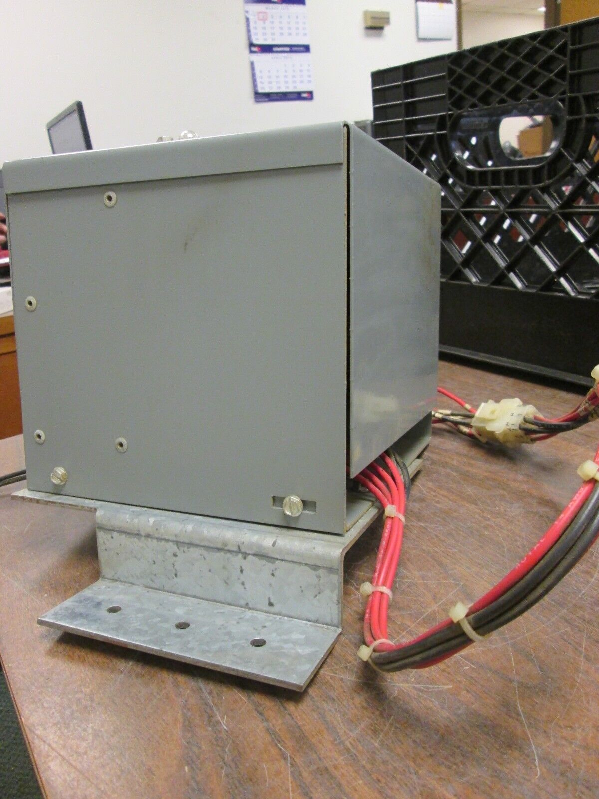 Square D Sure-Trip Power Supply 9810 ST-460 IN: 600VAC 60Hz OUT: 155-170VDC Used