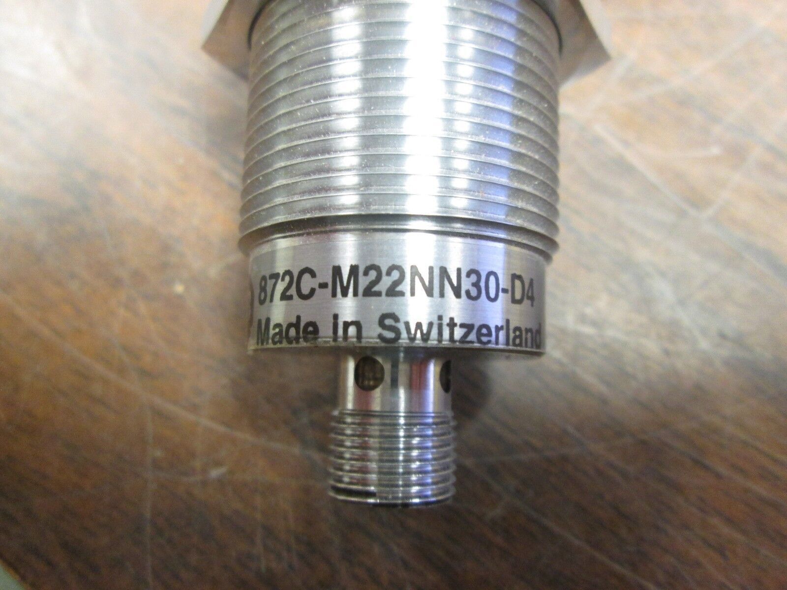 Allen-Bradley Proximity Sensor 872C-M22NN30-D4 *No Box* New Surplus