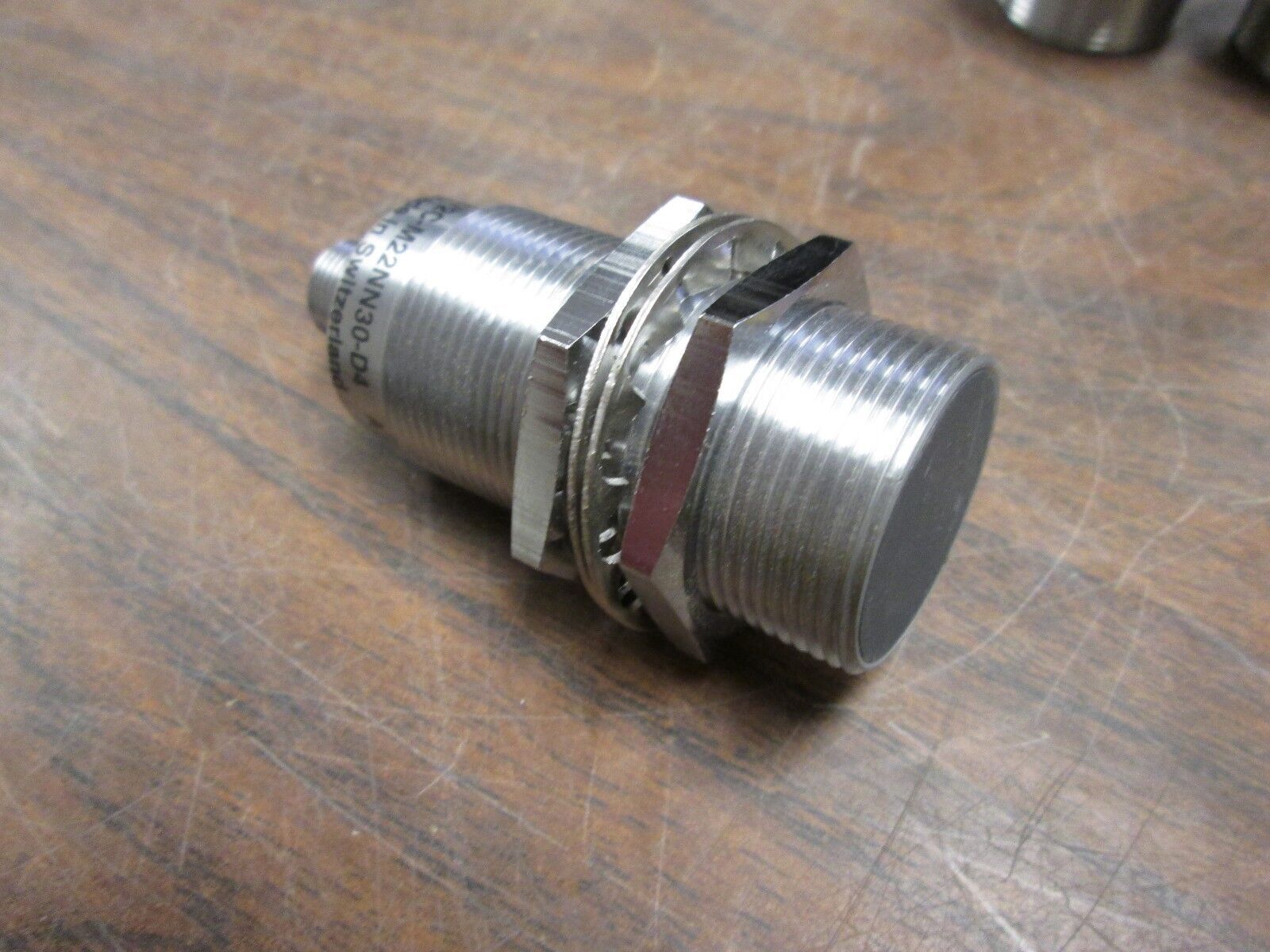 Allen-Bradley Proximity Sensor 872C-M22NN30-D4 *No Box* New Surplus