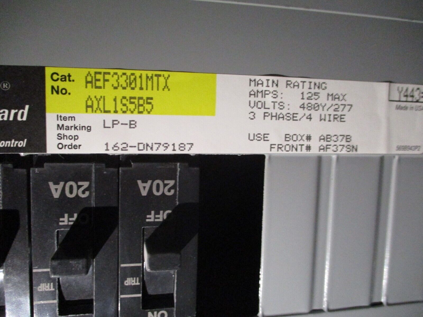 GE Main Lug Breaker Panel AEF3301MTX 125A Max 480/277V 3Ph 4W 30-Slot Used