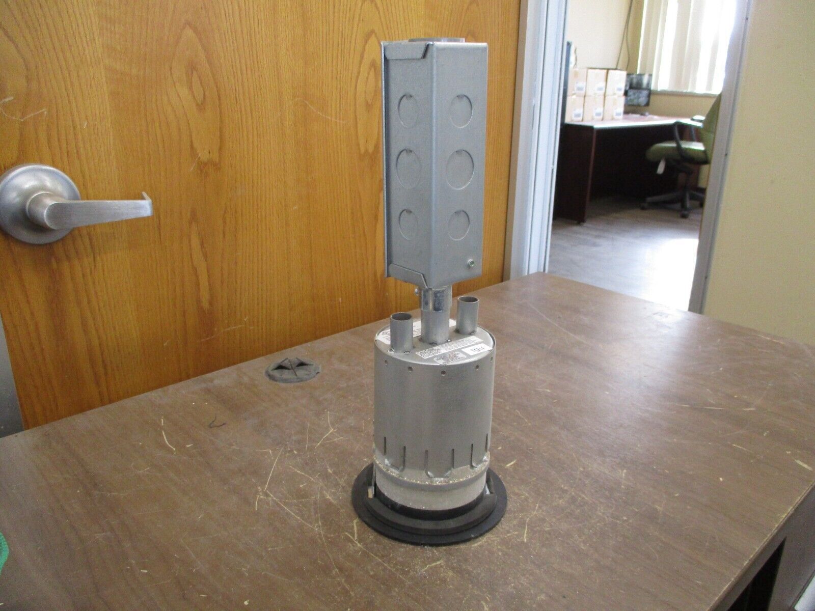 Hubbell Floor Box D-64492 Used