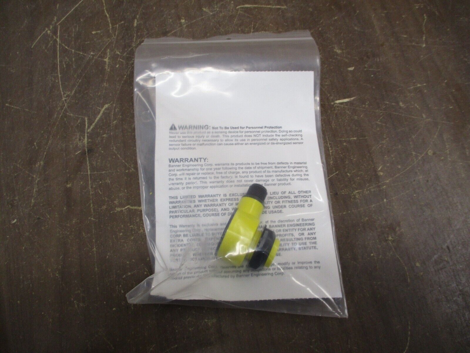 Banner Photoelectric Sensor T18-2VPFF100IR-Q8 10-30VDC New Surplus