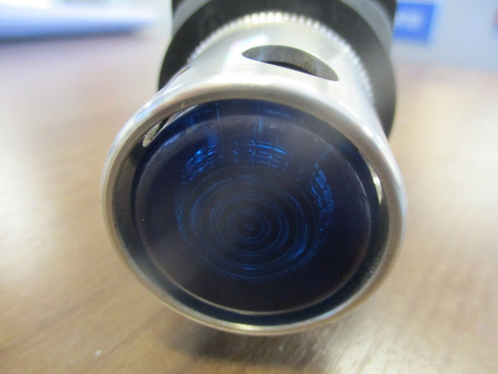 Allen-Bradley Illuminated Push Button 800T-QT24 Ser. T Blue 24V AC/DC Used