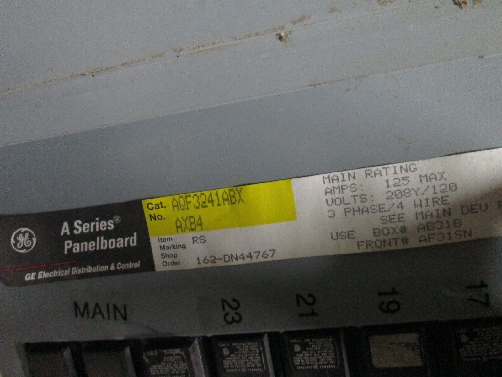 GE Main Circuit Breaker Panel AQF3241ABX AXB4 100A Main Breaker 125A 208Y/120V