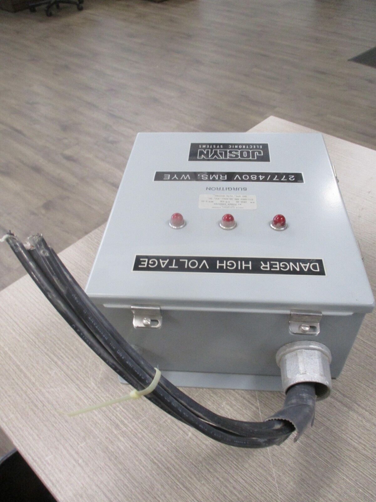 Joslyn Surgitron Surge Arrester 1456-85 277/480V 50-60HZ 3Ph 5W Used