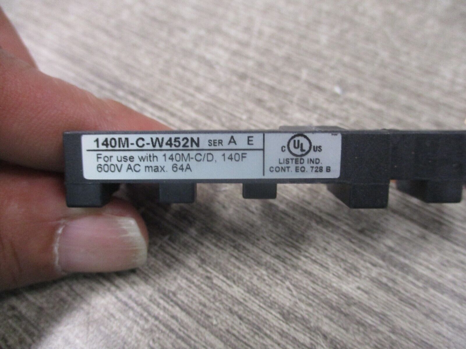 Allen-Bradley Compact Busbar 140M-C-W452N Ser. A 64A 600V Used