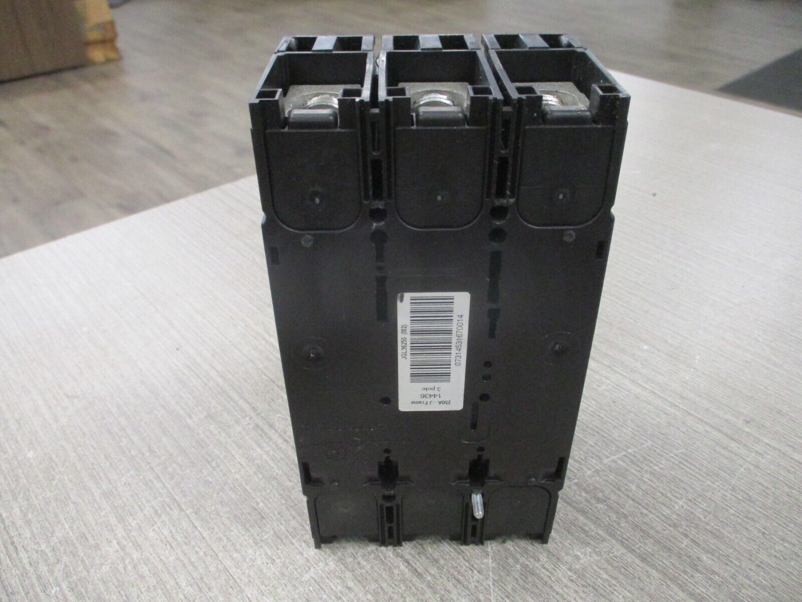 Square D PowerPact JG250 Circuit Breaker JGL36250 250A 600V 3P Used