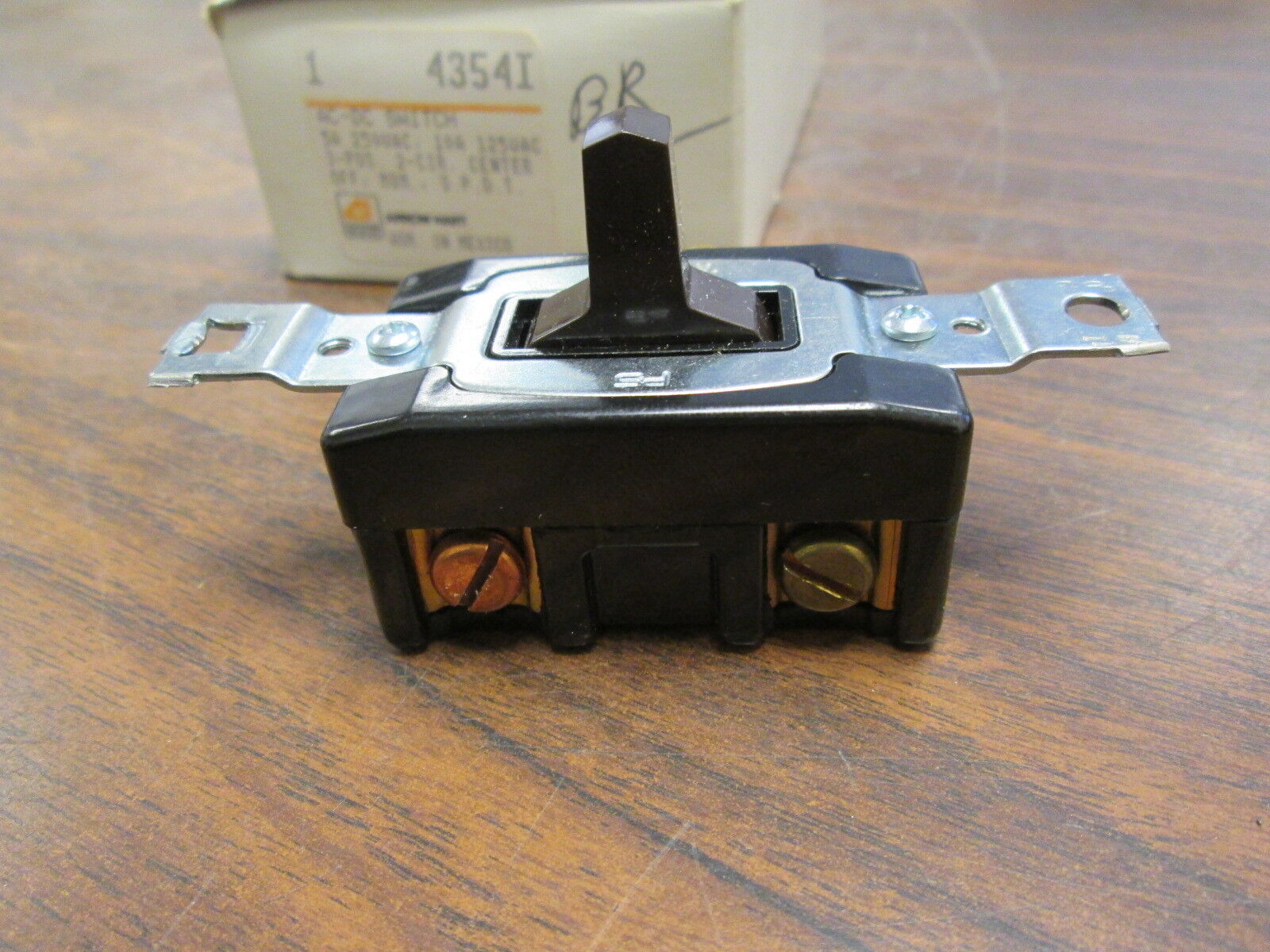 Arrow Hart AC-DC Switch 4354I 5/10A 250/125V Brown New Surplus