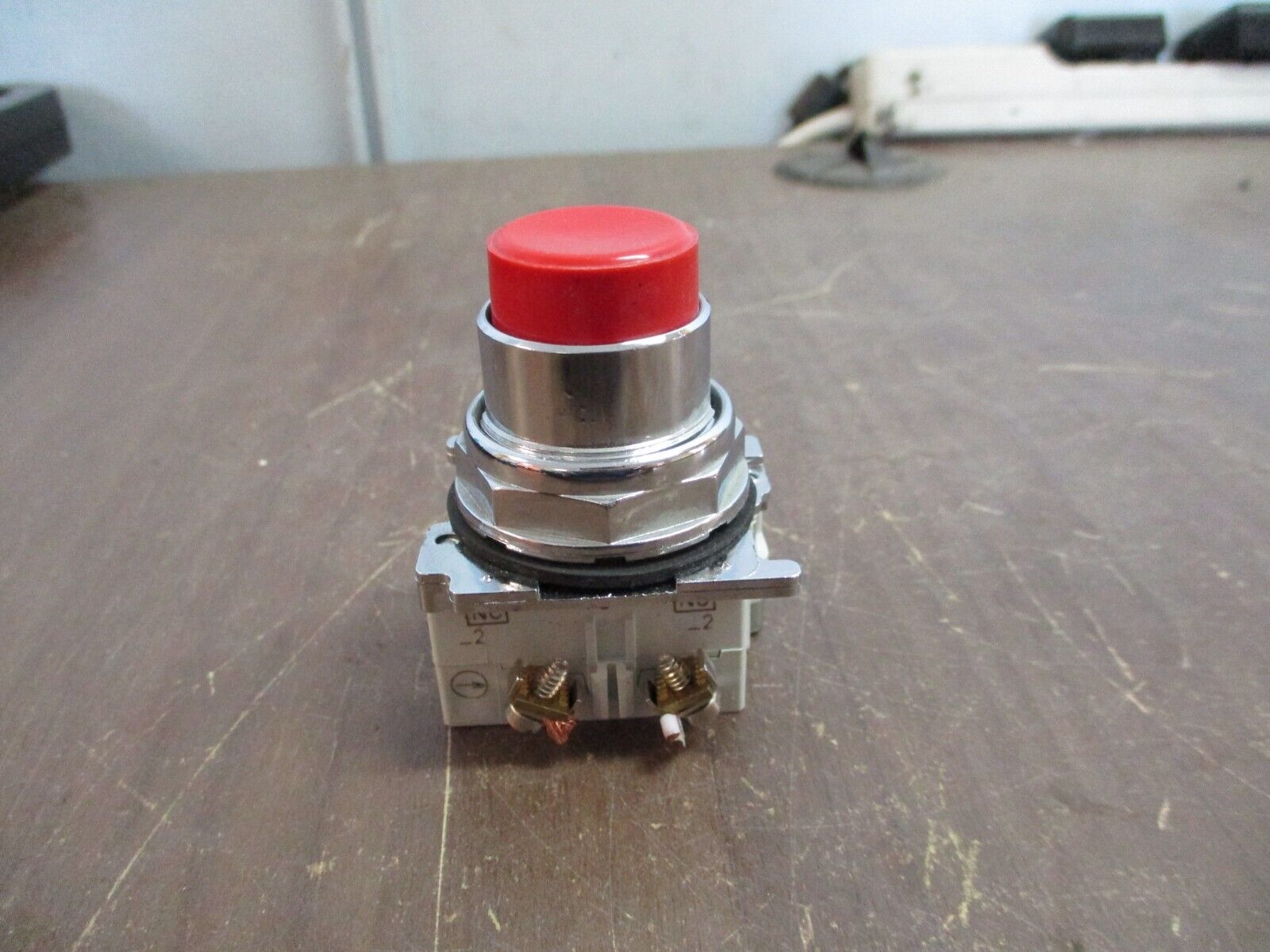 Cutler-Hammer Push Button 10250T/91000T Red Used