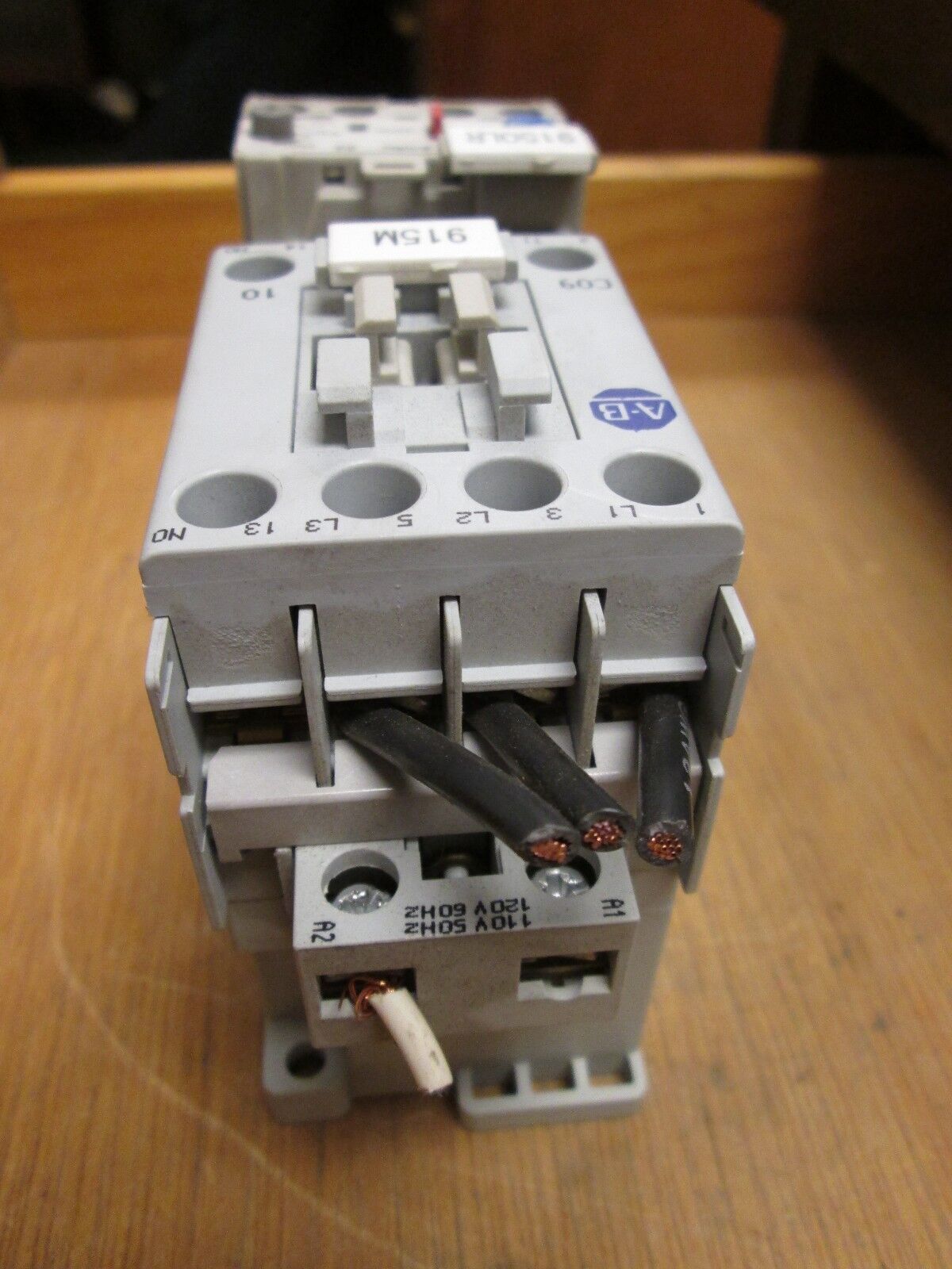 Allen-Bradley Starter 100-C09*10 193-EA1DB Range 1-2.9A 120V coil Used