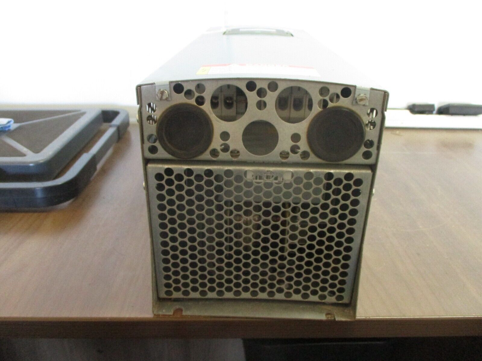 Honeywell AC Drive CXS 0200HP V35G2I1 20HP 3Ph w/ Keypad *Broken Fan* Used