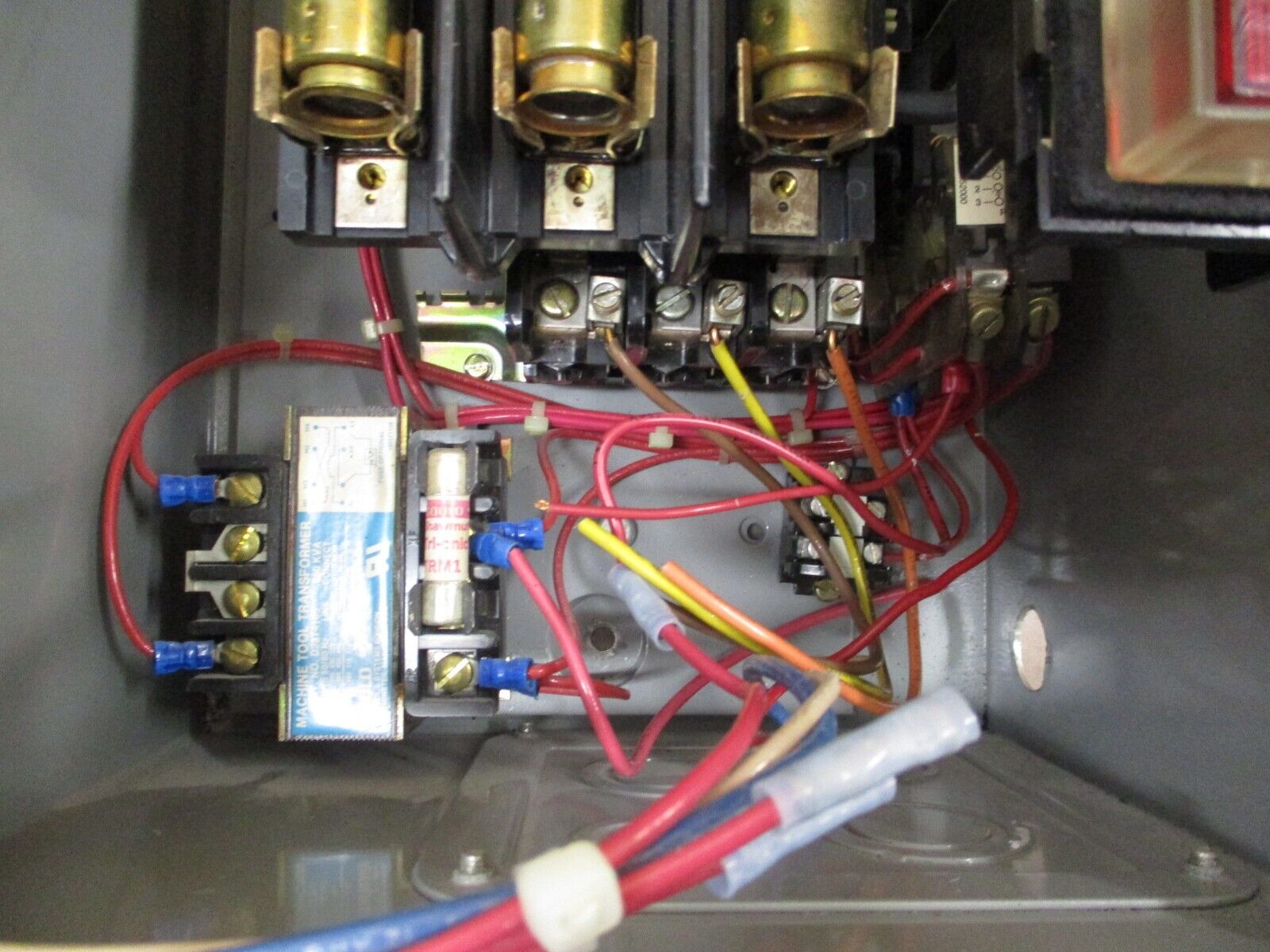 Gould Fusible Combination A831B148B1N61C0T Size 0 18A 600V Used