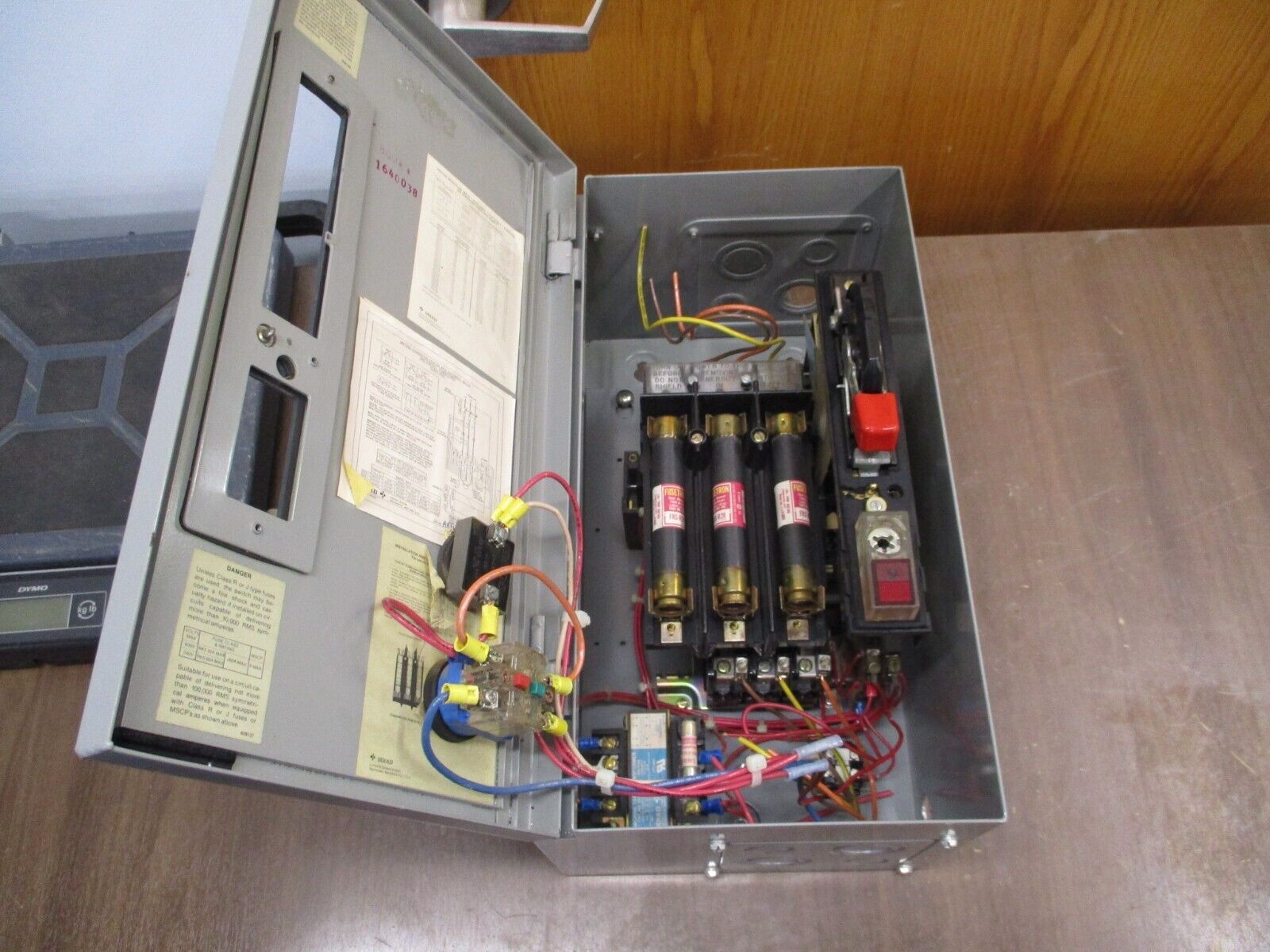 Gould Fusible Combination A831B148B1N61C0T Size 0 18A 600V Used